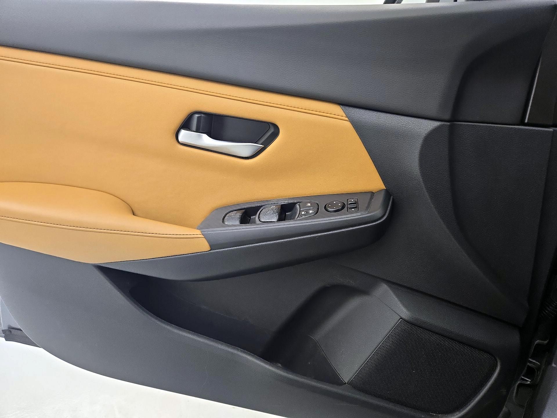 Thumbnail: 2021 Nissan Sentra - 12