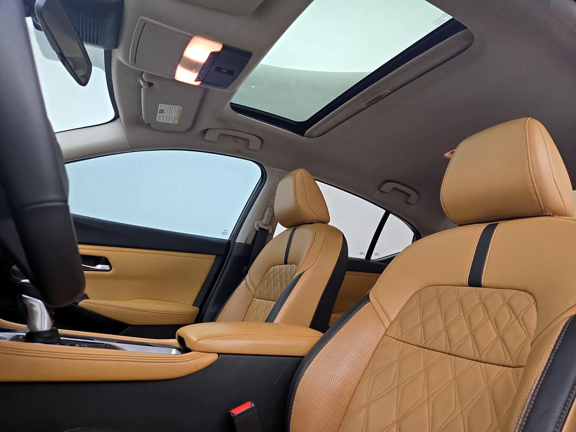 Thumbnail: 2021 Nissan Sentra - 19
