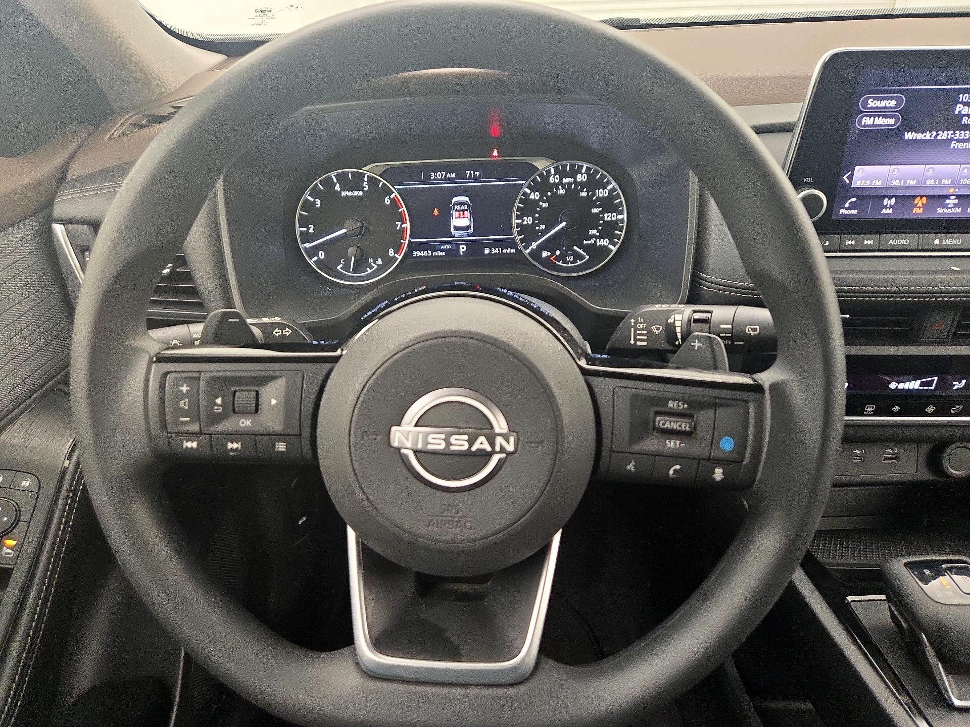 Thumbnail: 2023 Nissan Rogue - 10