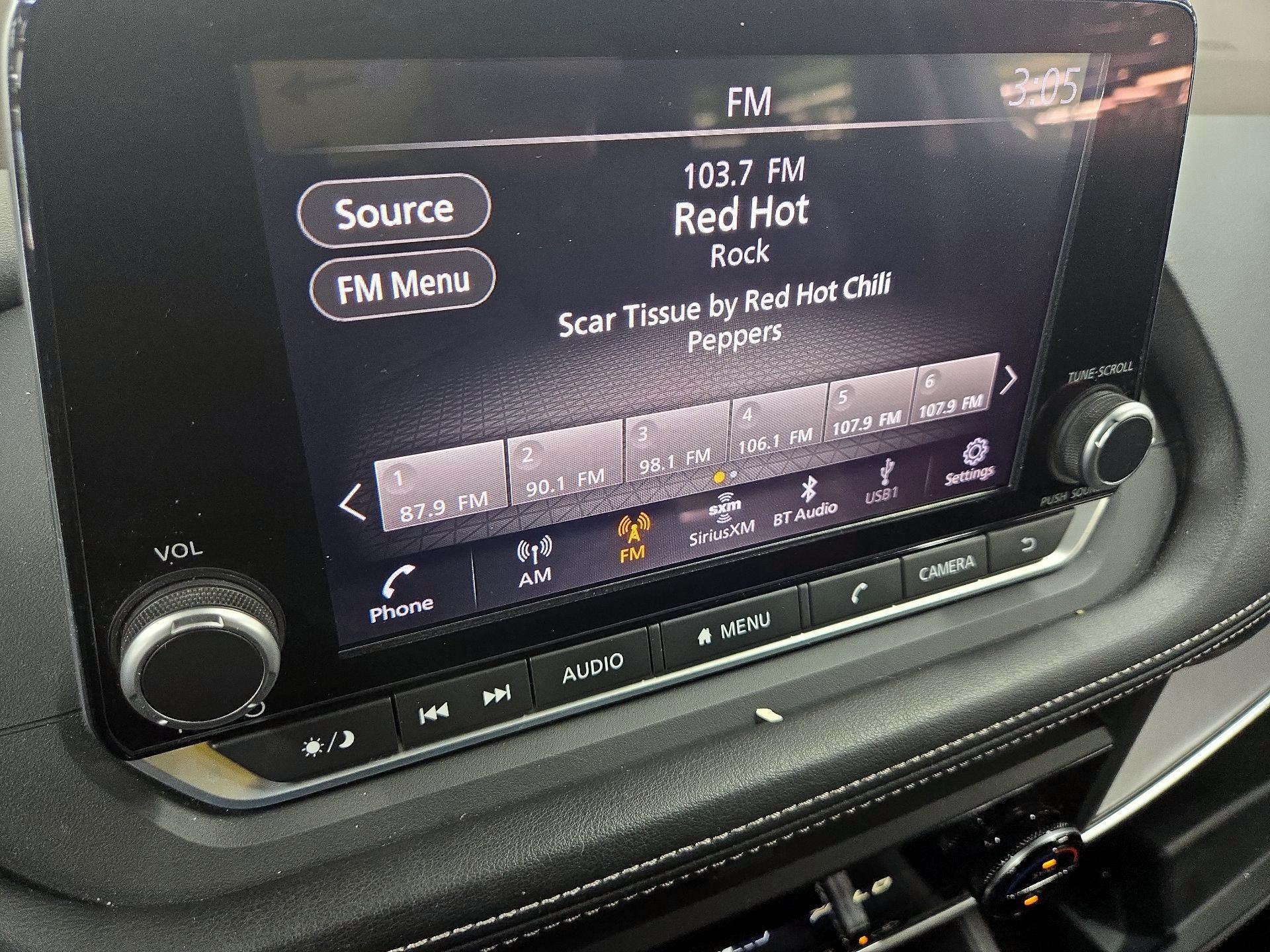 Thumbnail: 2023 Nissan Rogue - 15