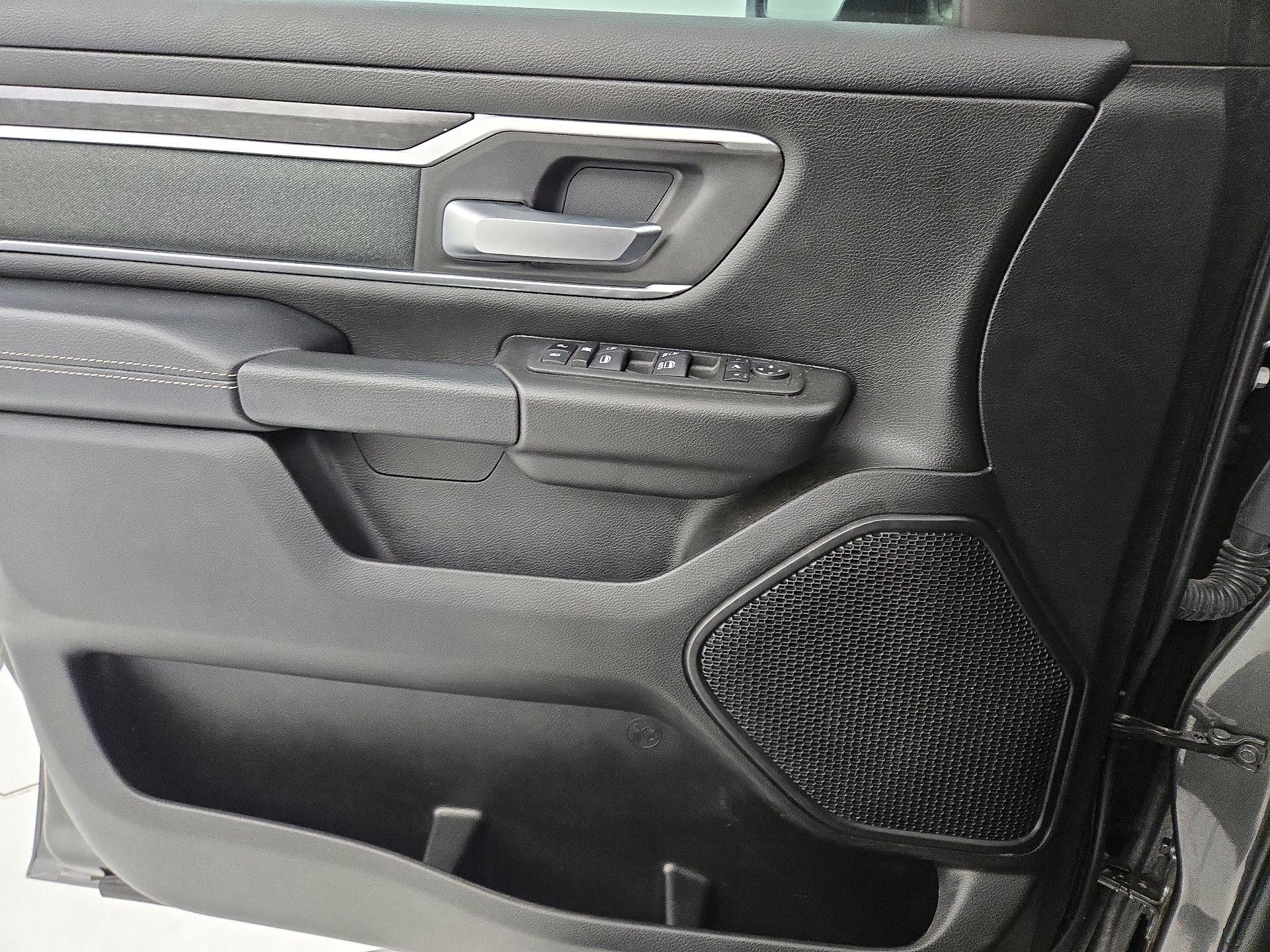 Thumbnail: 2022 RAM 1500 - 10