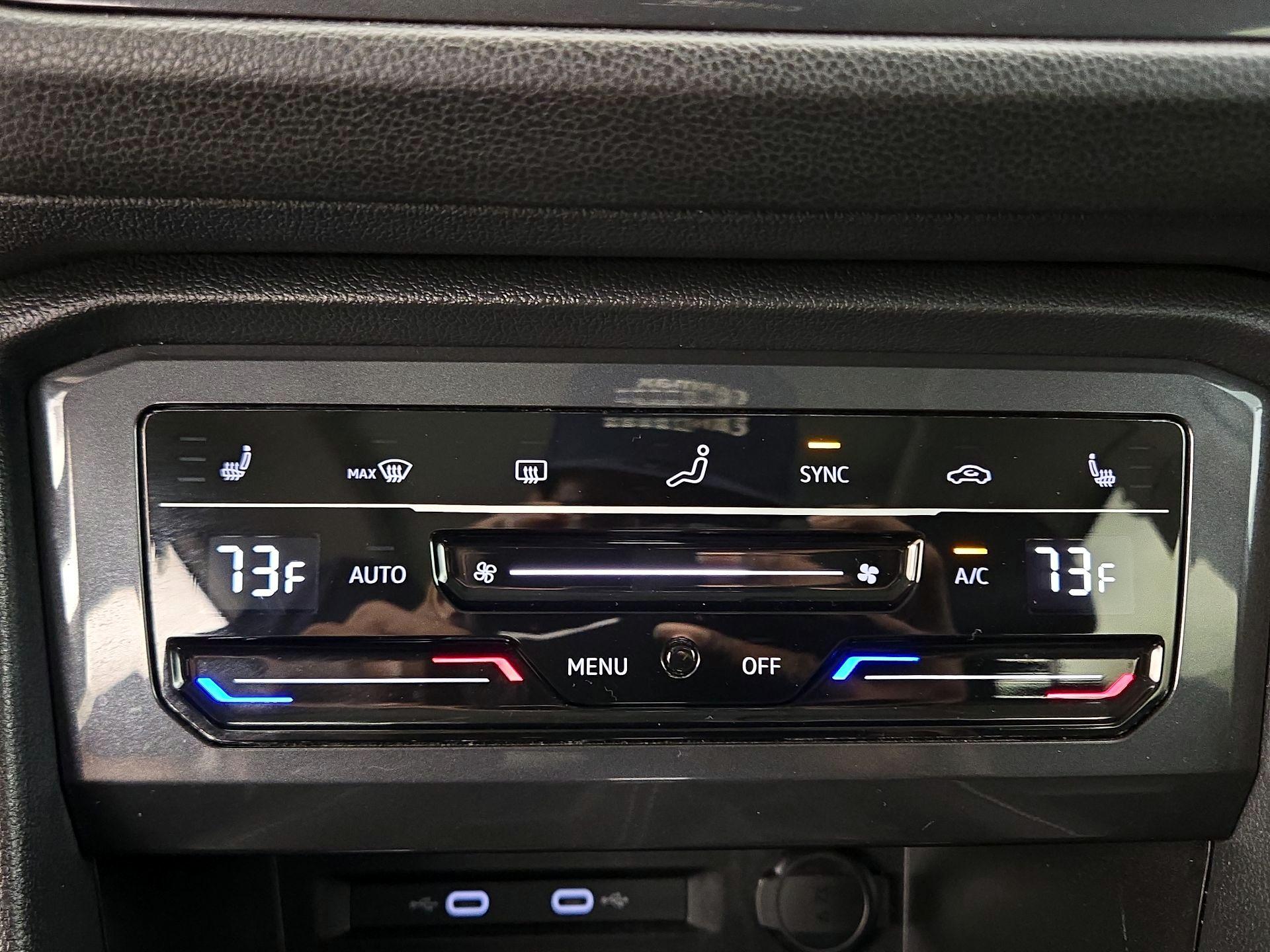 Thumbnail: 2022 Volkswagen Tiguan - 16