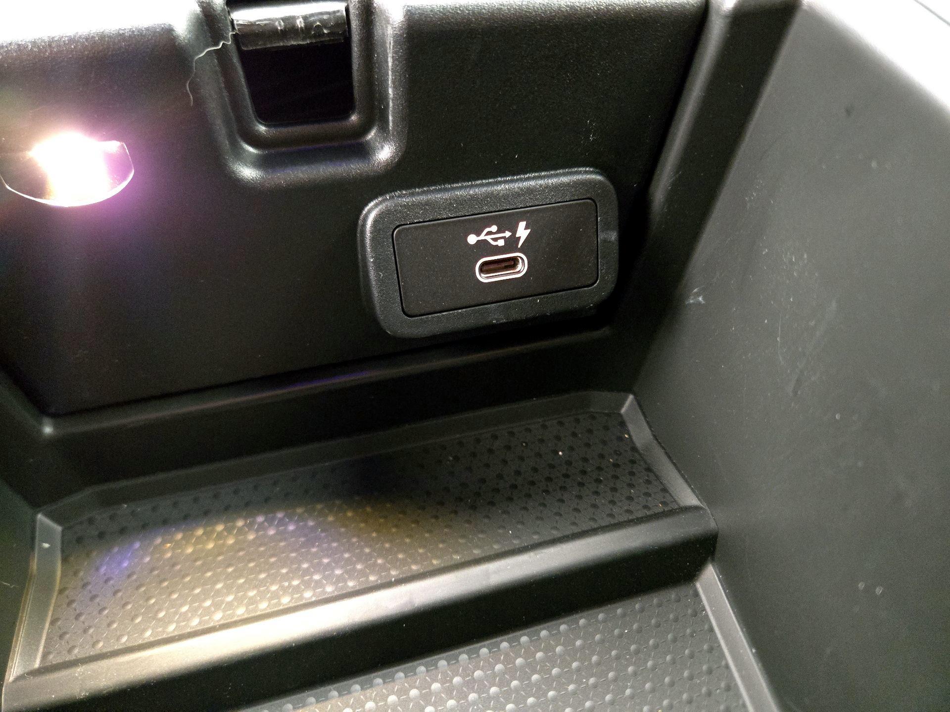 Thumbnail: 2021 BMW 3 Series - 19