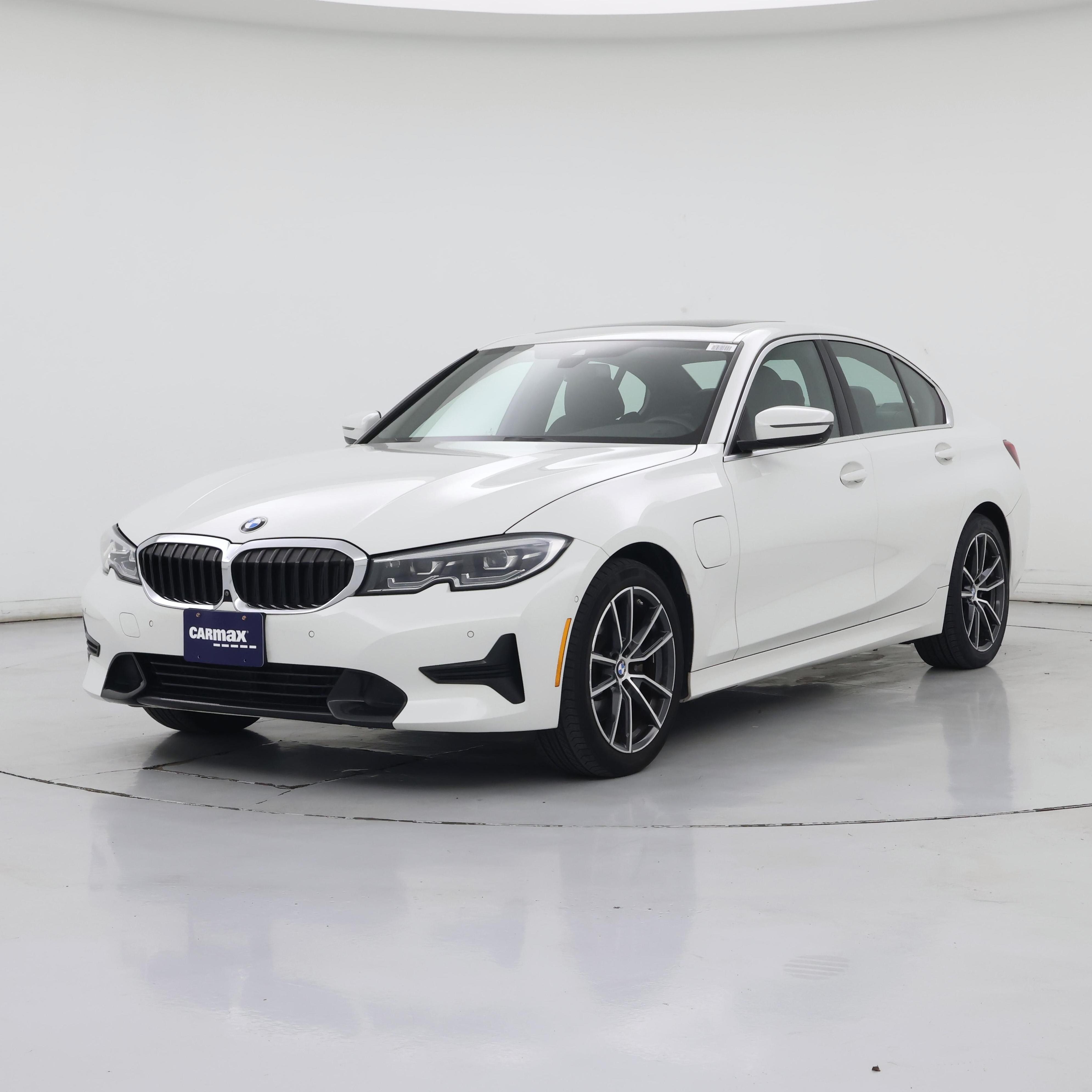 Thumbnail: 2021 BMW 3 Series - 4