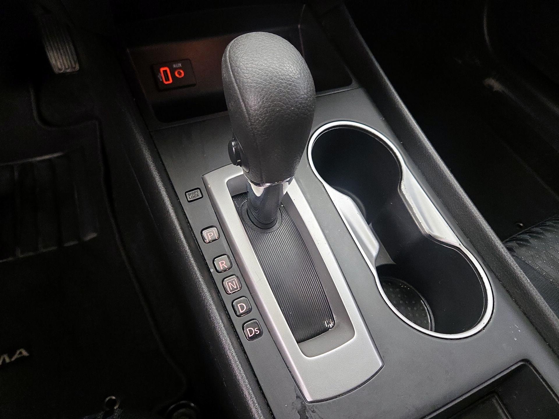 Thumbnail: 2018 Nissan Altima - 17