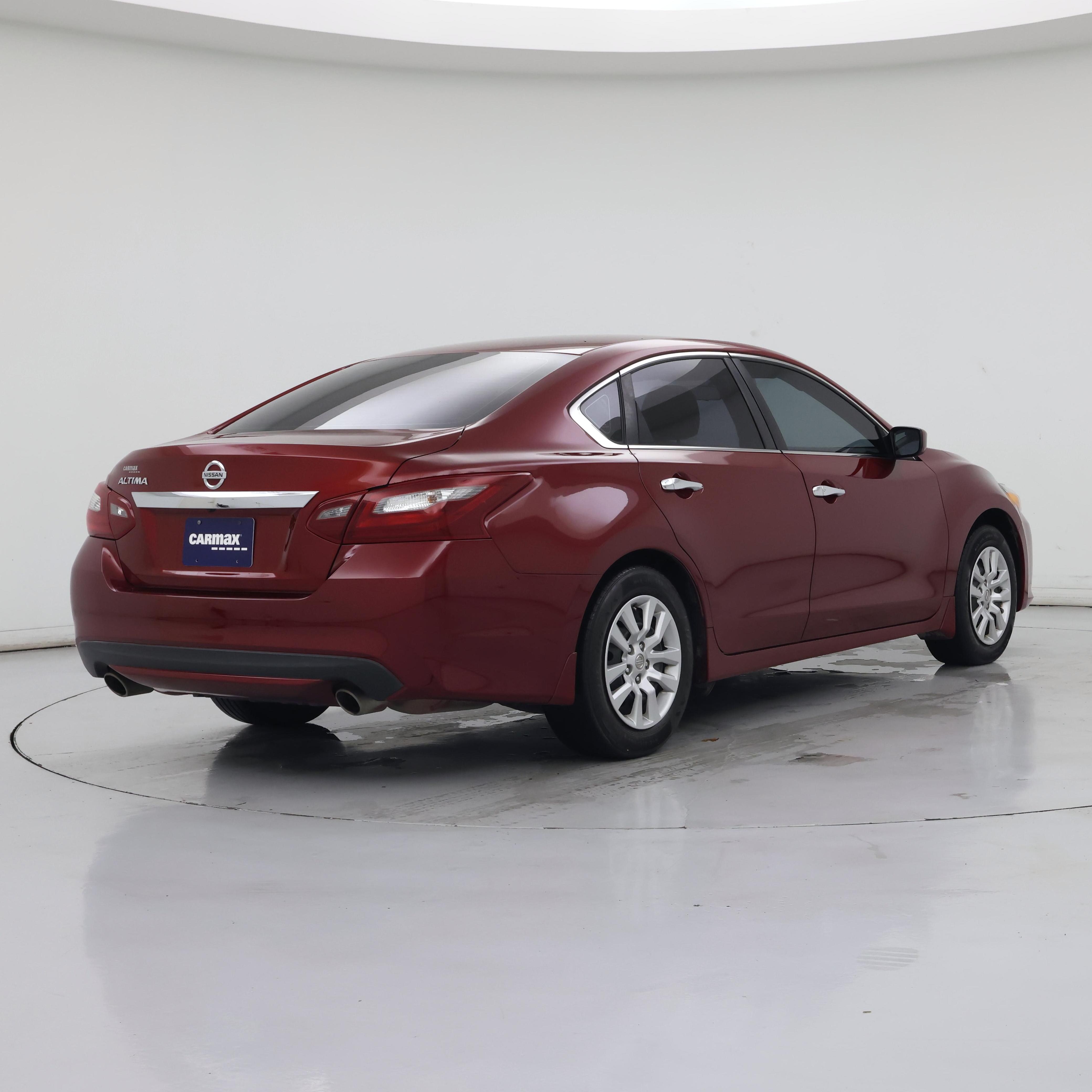 Thumbnail: 2018 Nissan Altima - 8