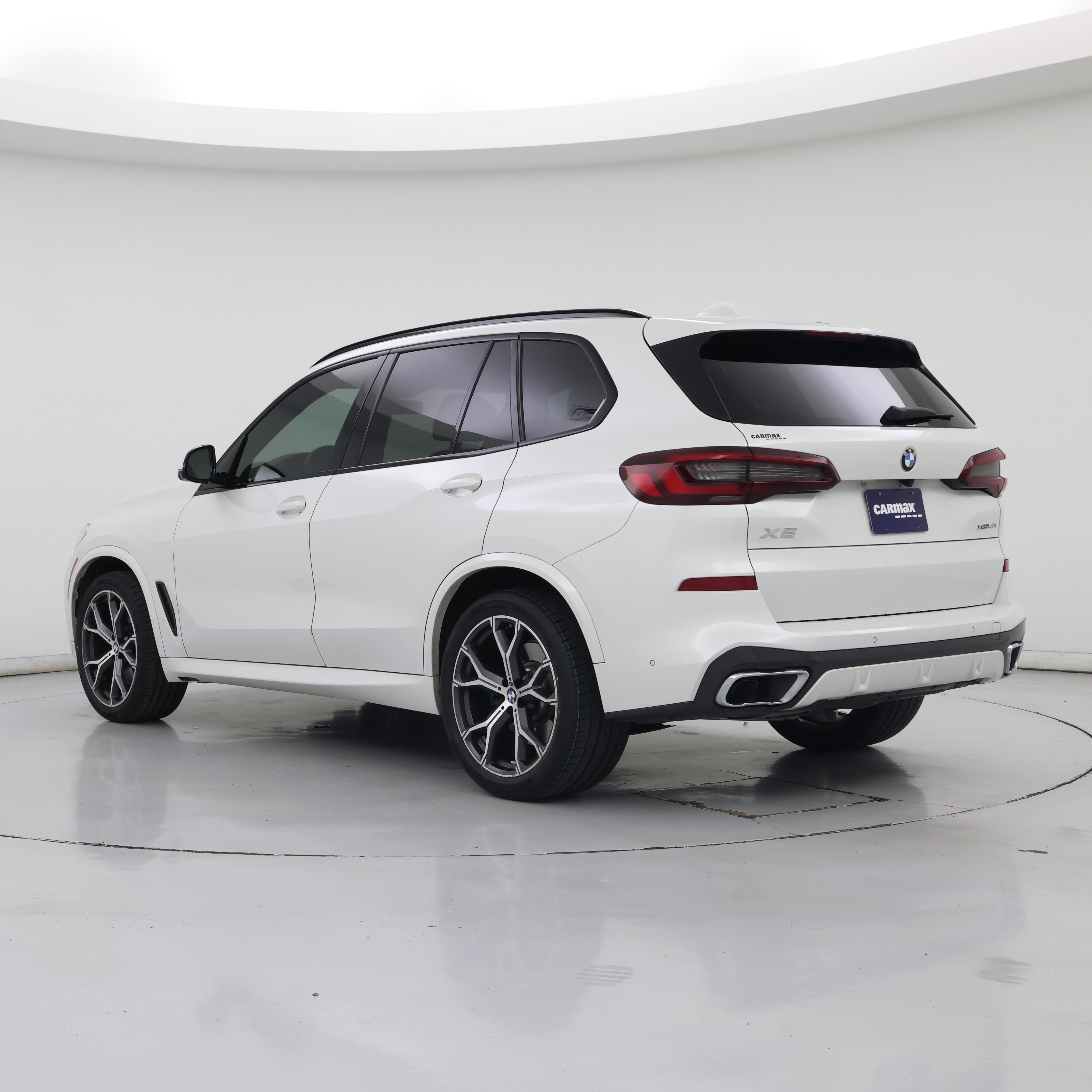 Thumbnail: 2021 BMW X5 - 2