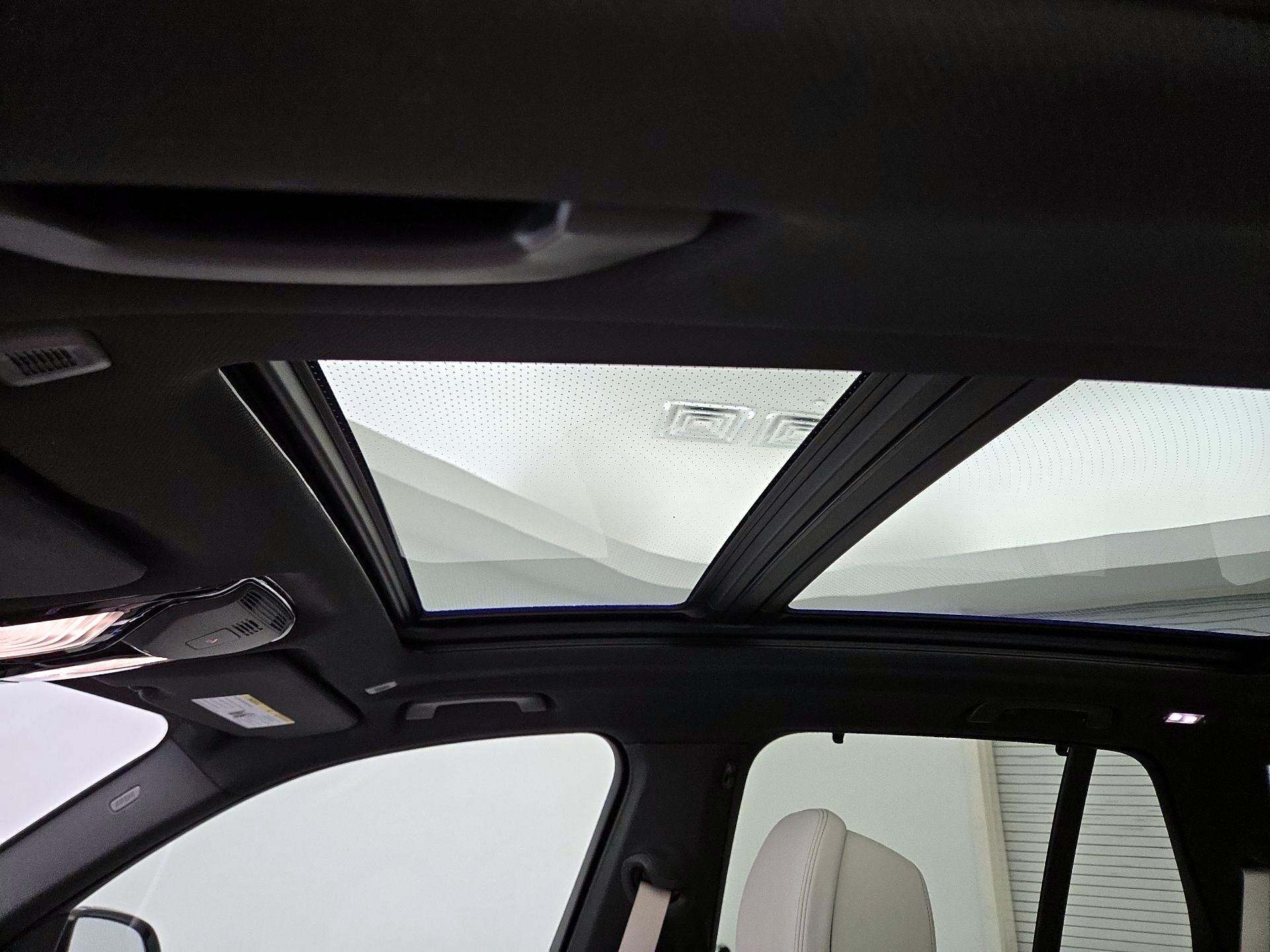Thumbnail: 2021 BMW X5 - 20