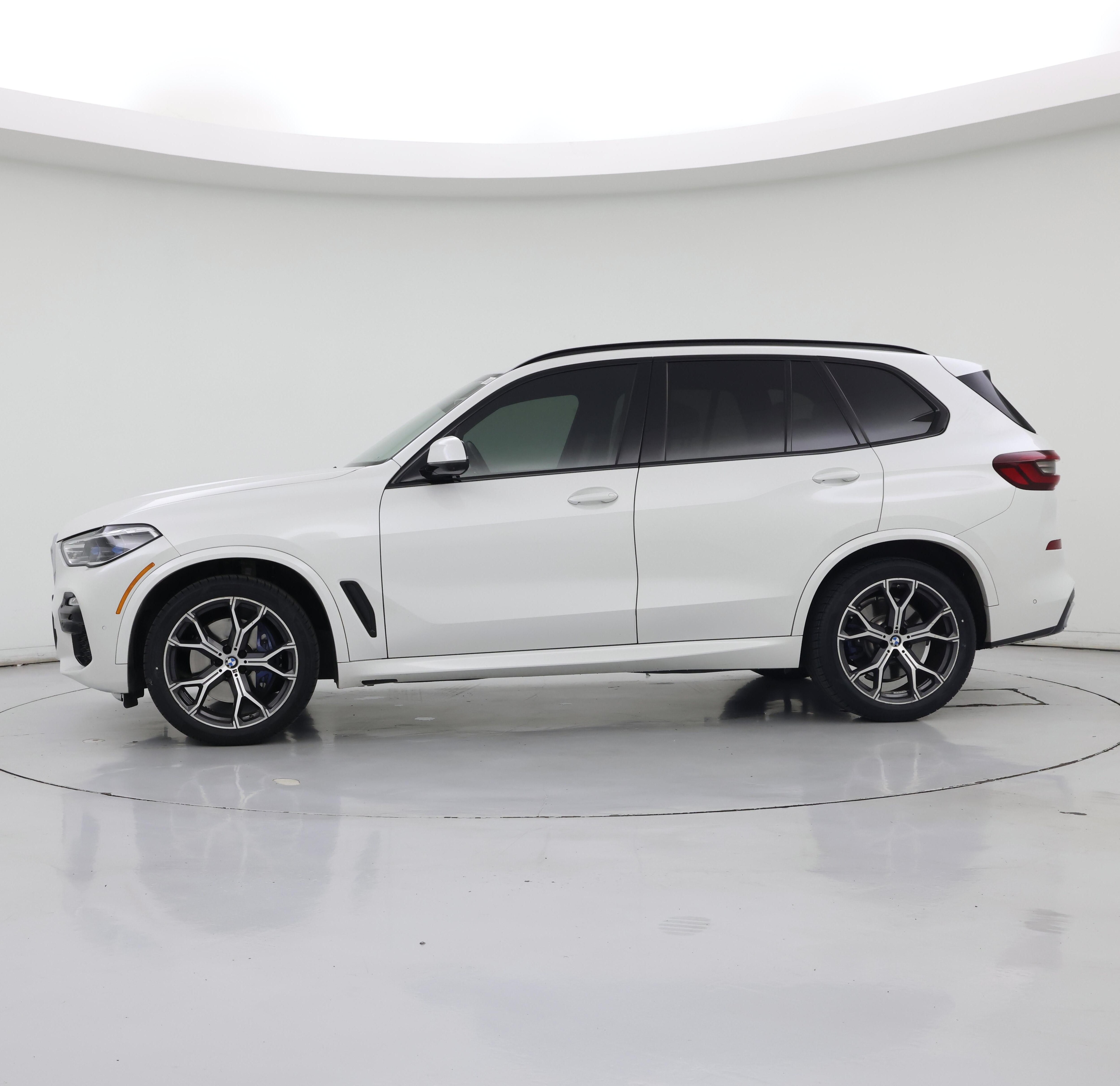 Thumbnail: 2021 BMW X5 - 3