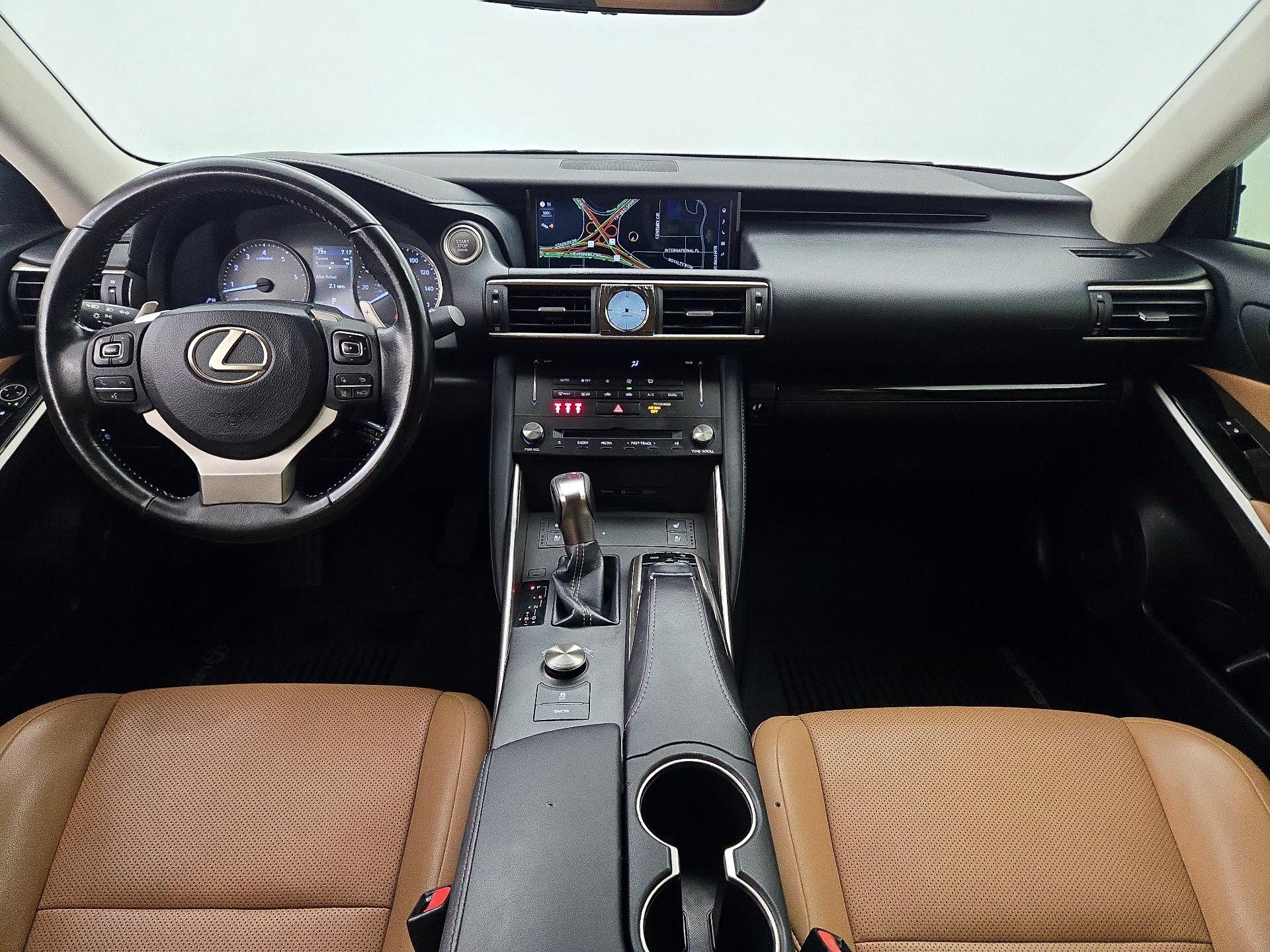 Thumbnail: 2017 Lexus IS - 9