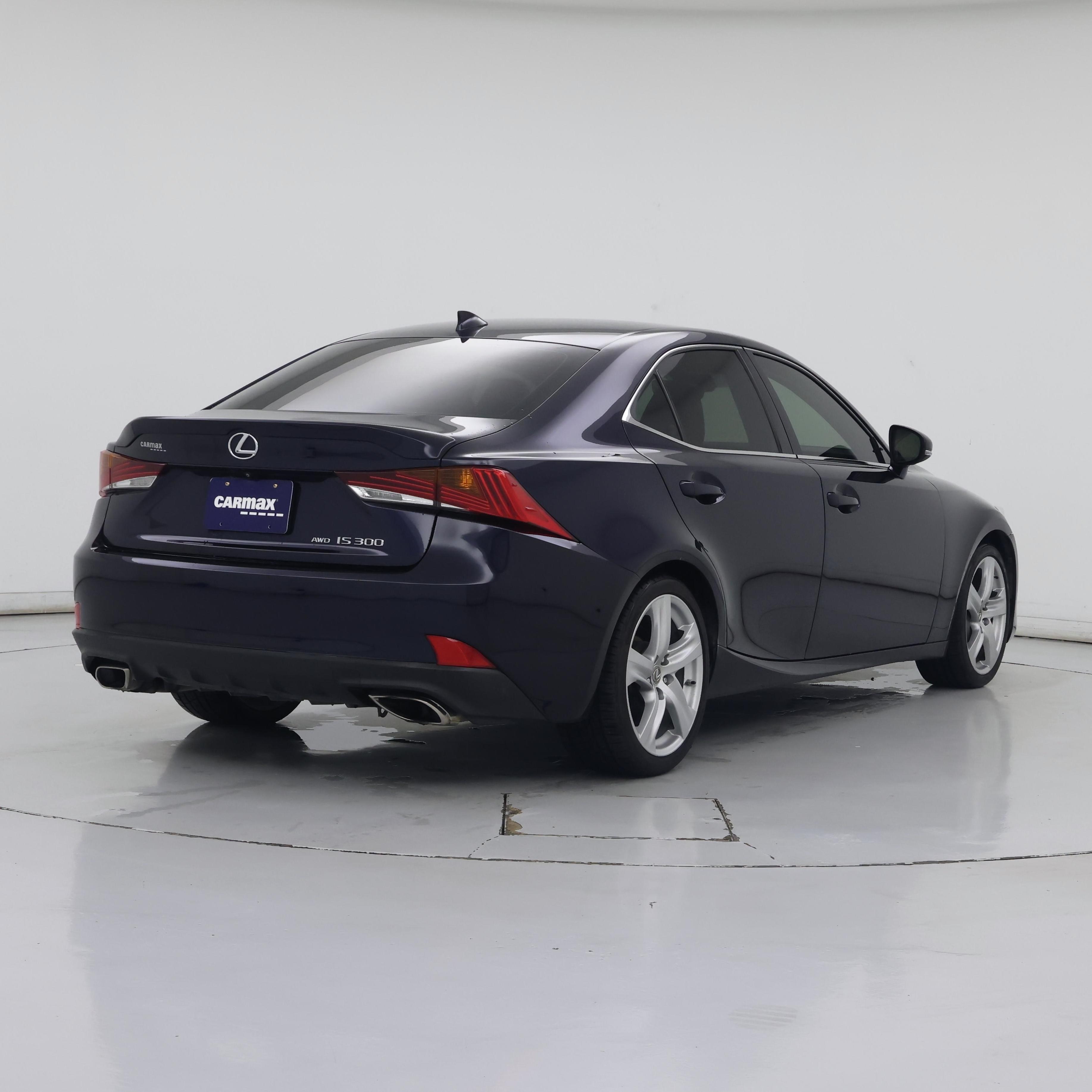 Thumbnail: 2017 Lexus IS - 8