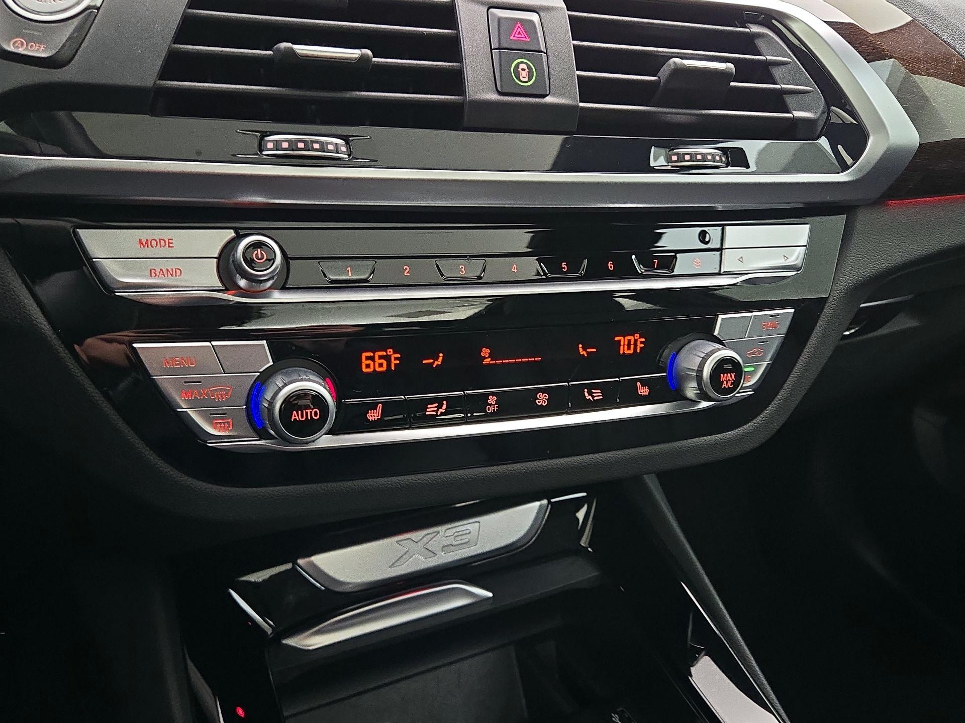 Thumbnail: 2021 BMW X3 - 17