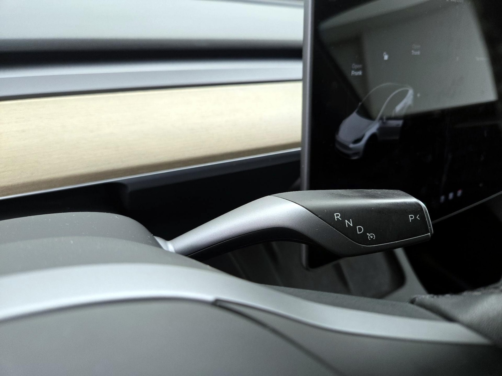 2023 Tesla Model Y Long Range - Photo 18