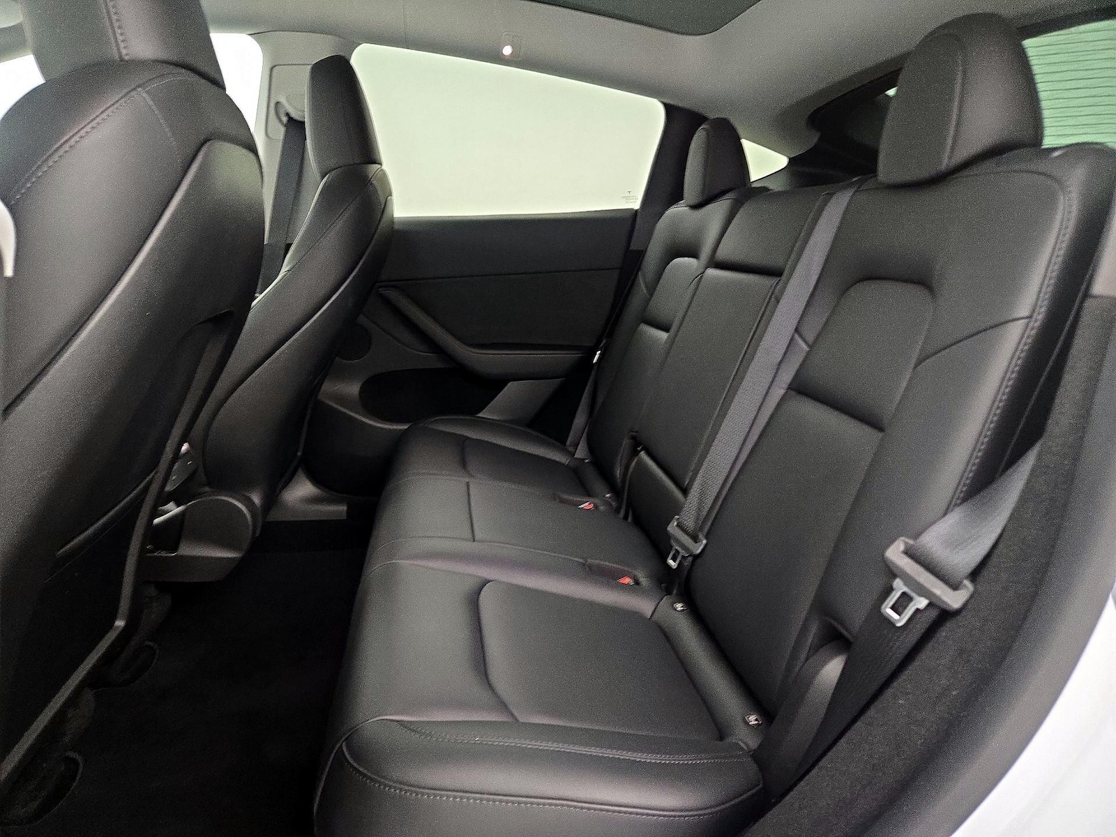 2023 Tesla Model Y Long Range - Photo 21