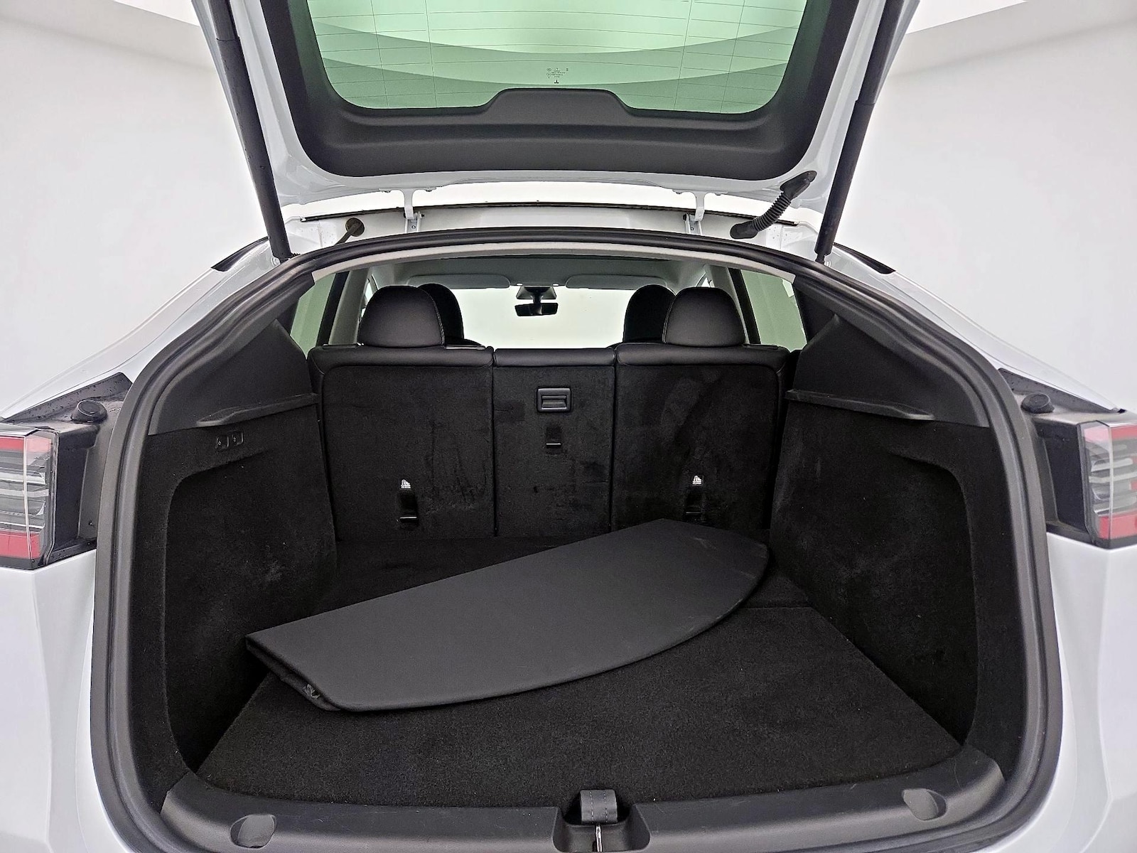 2023 Tesla Model Y Long Range - Photo 22