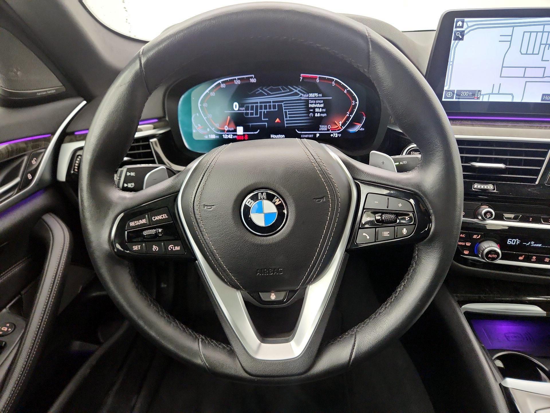Thumbnail: 2023 BMW 5 Series - 10