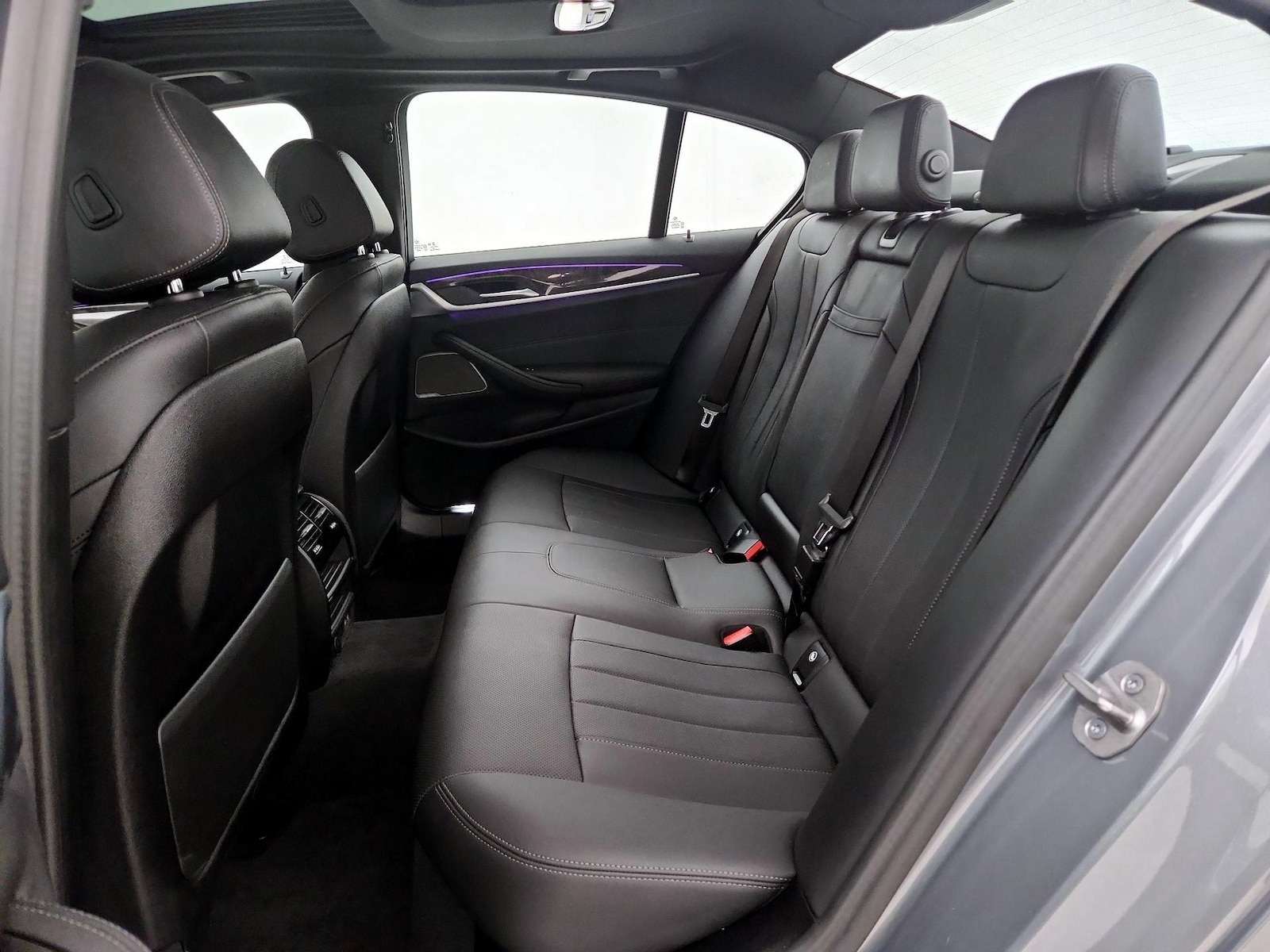 2023 BMW 5 Series 530i - Photo 22