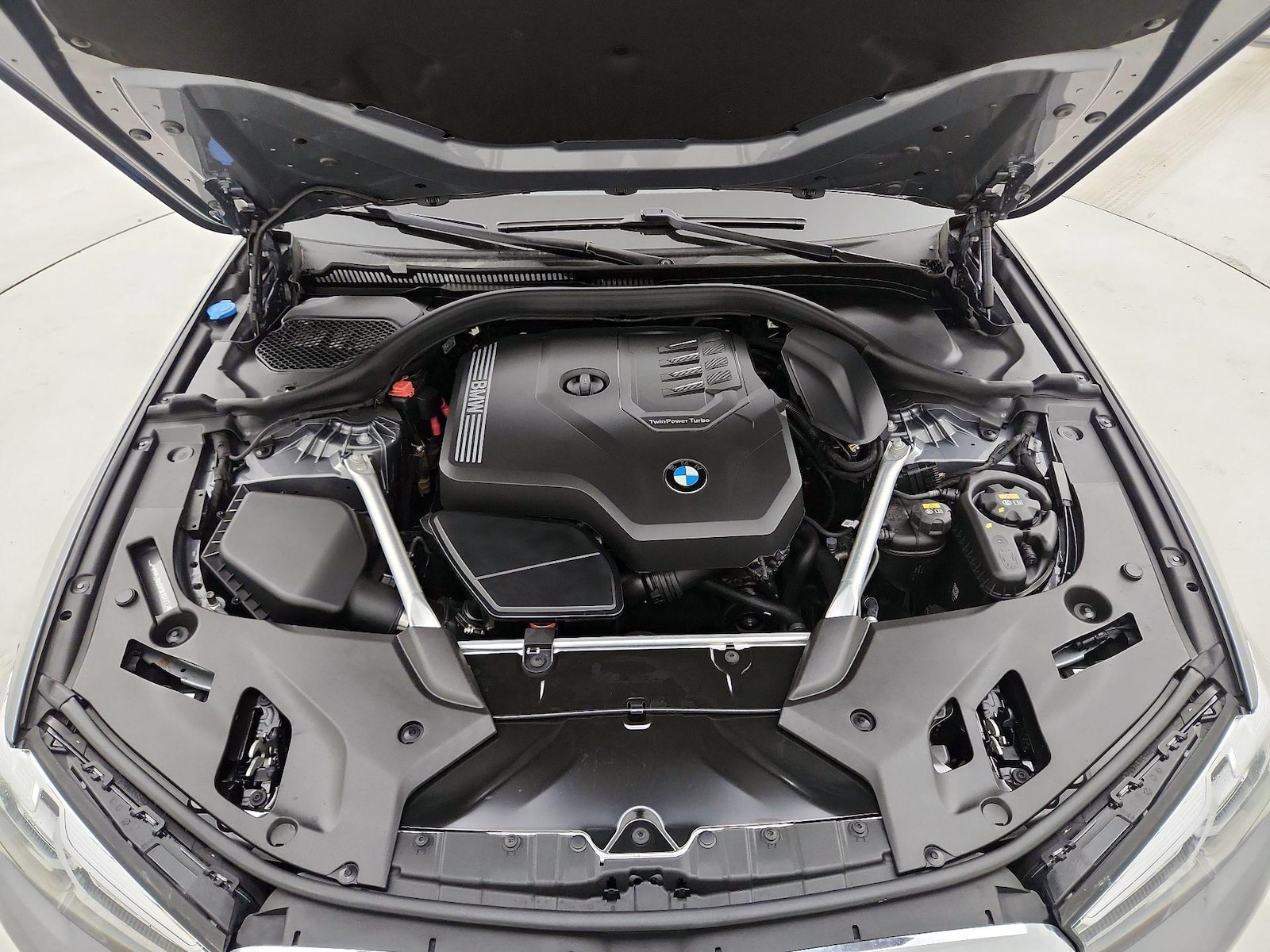 2023 BMW 5 Series 530i - Photo 24