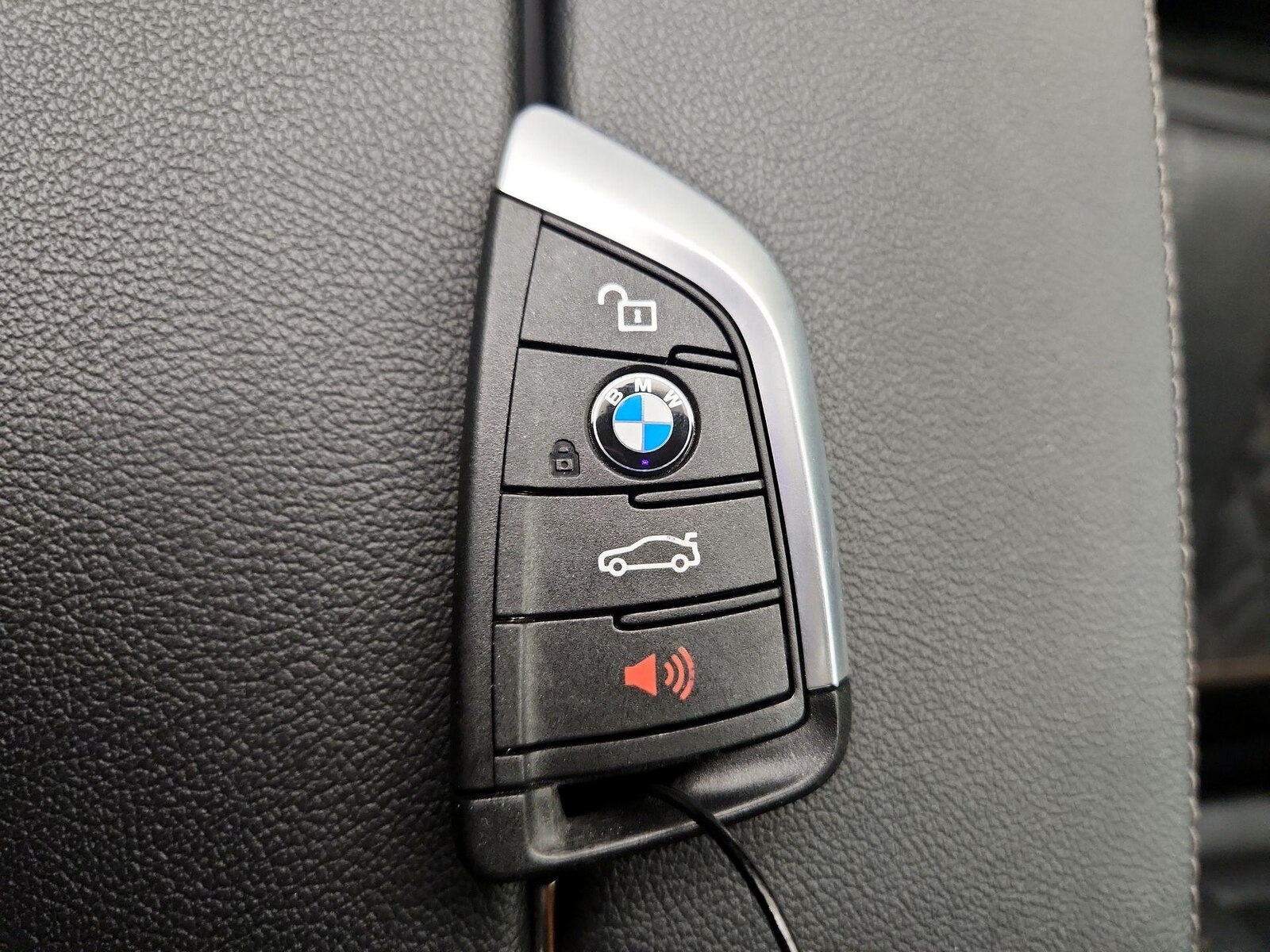 2023 BMW 5 Series 530i - Photo 25