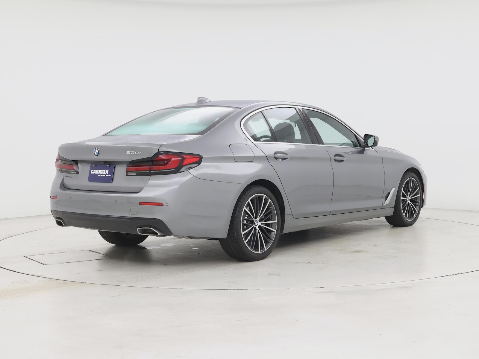2023 BMW 5 Series 530i - Photo 9