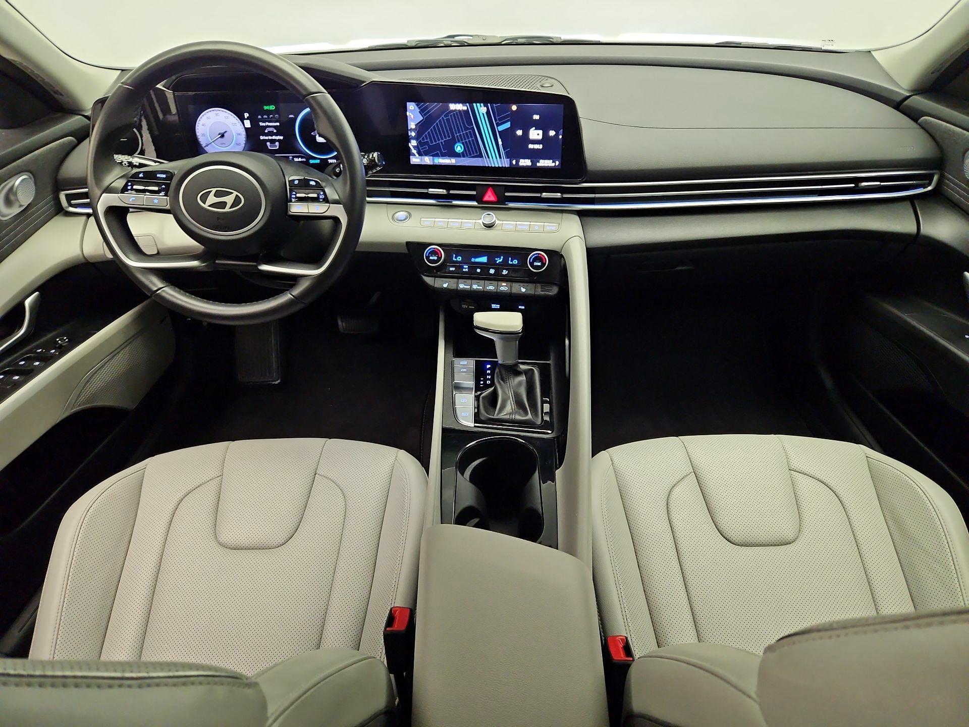 Thumbnail: 2025 Hyundai Elantra - 9