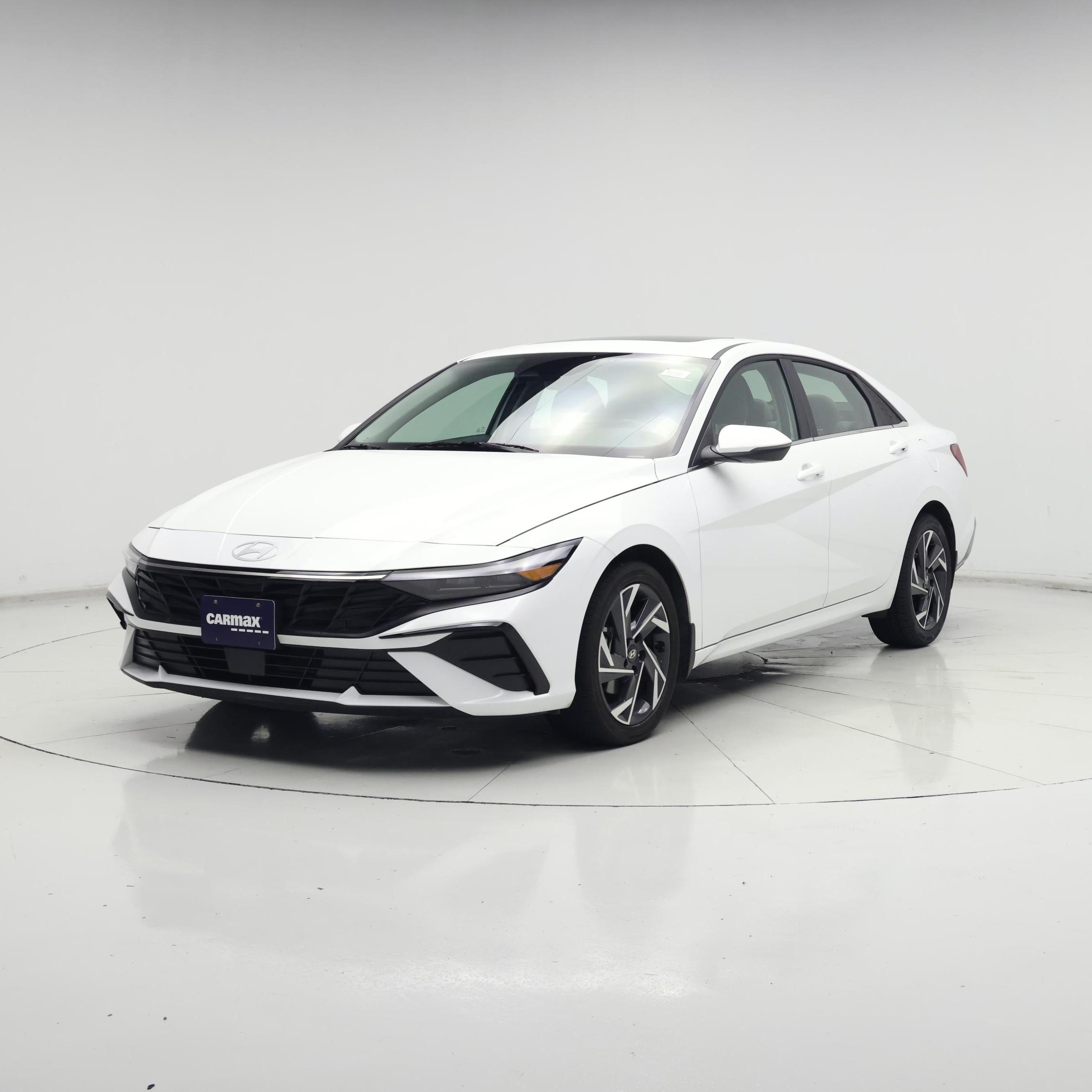 Thumbnail: 2025 Hyundai Elantra - 4