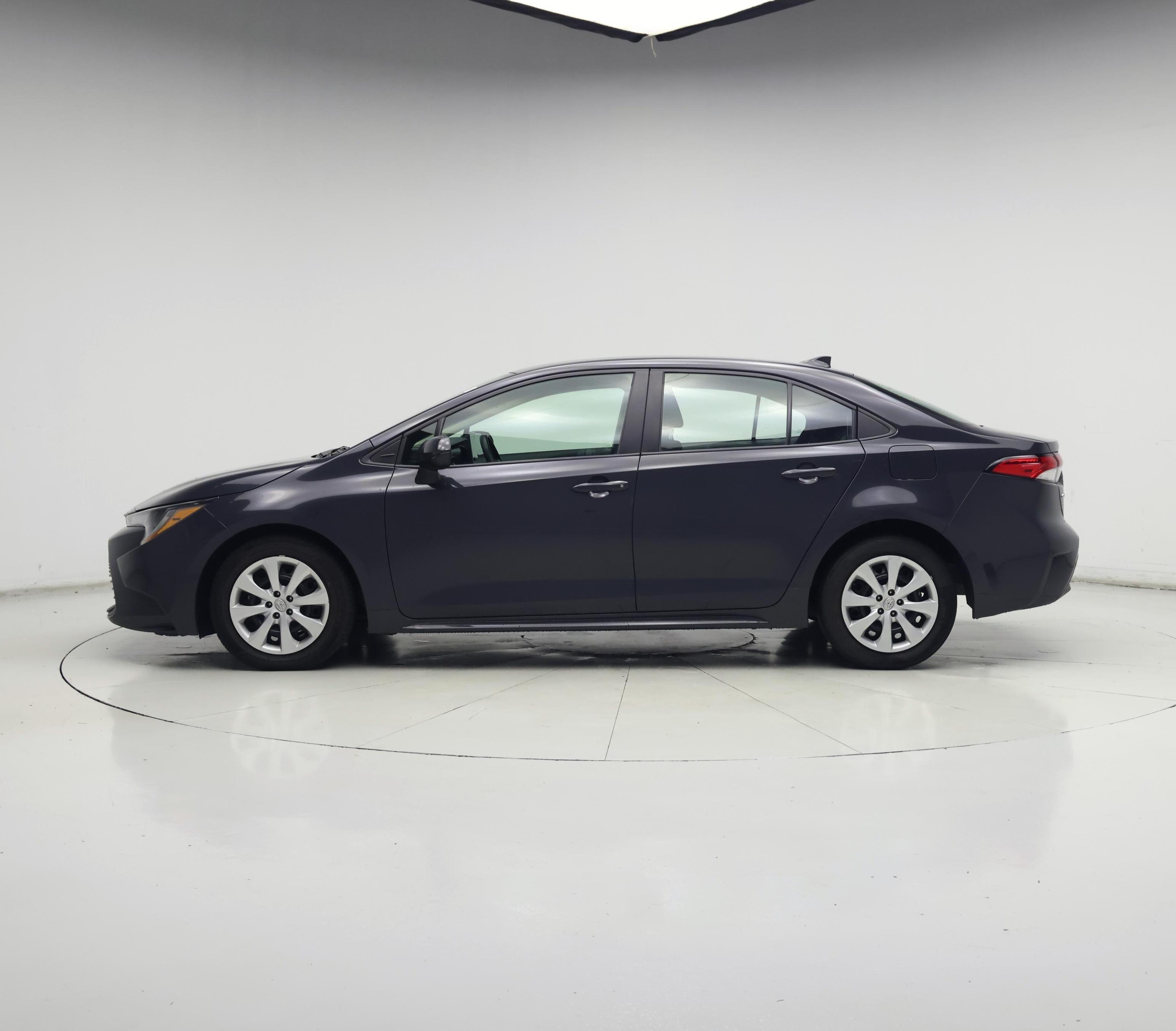 Thumbnail: 2023 Toyota Corolla - 3