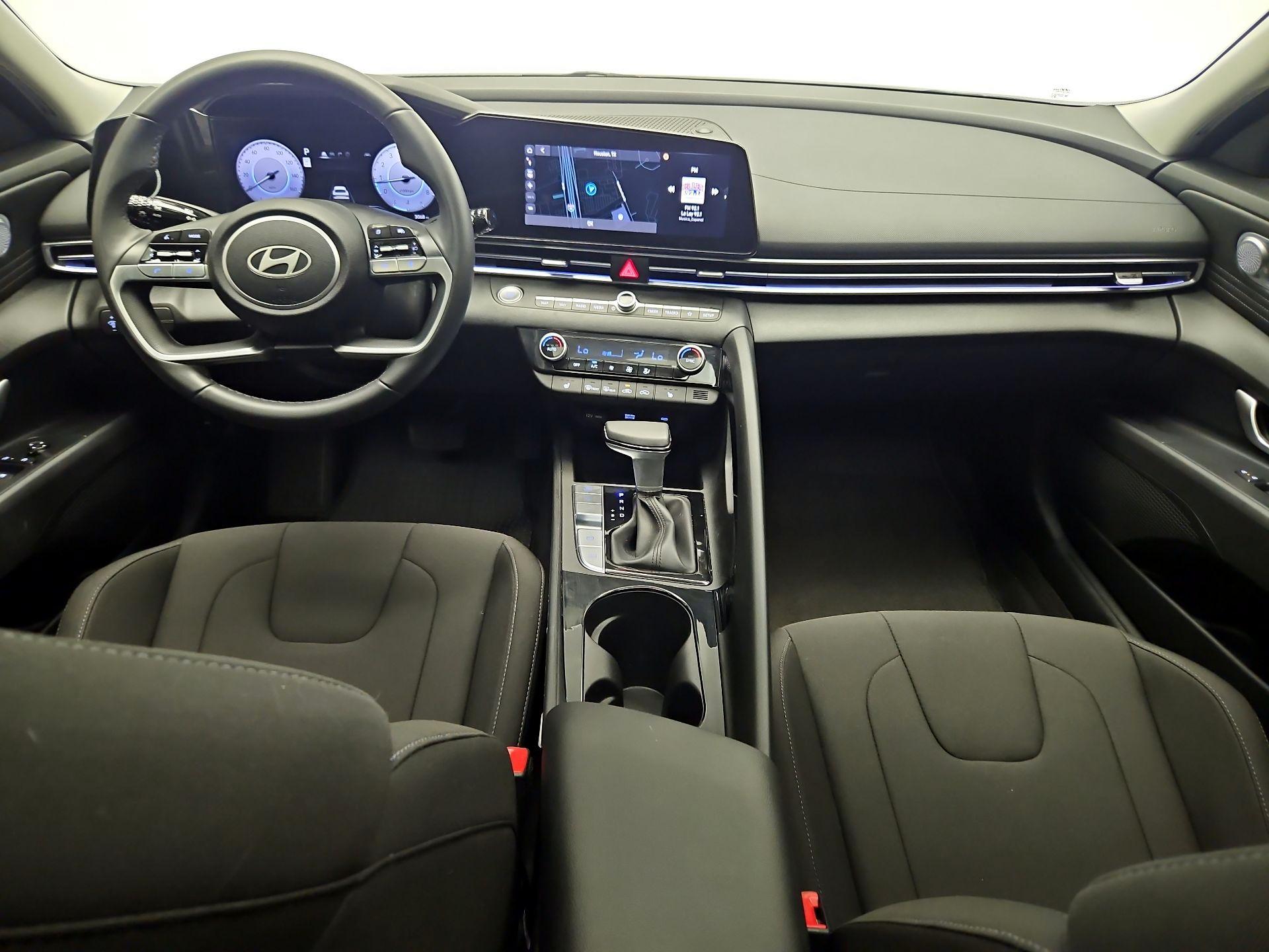 Thumbnail: 2024 Hyundai Elantra - 9