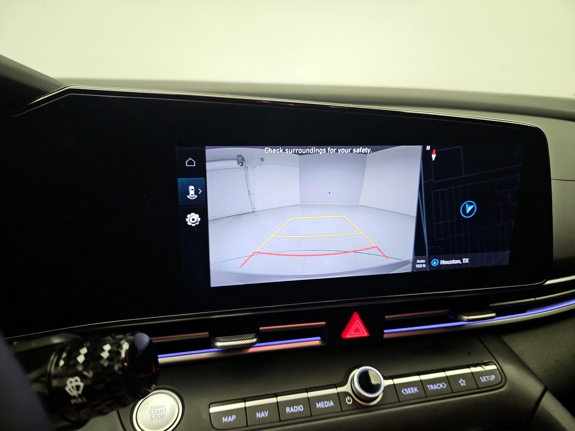 Thumbnail: 2024 Hyundai Elantra - 15