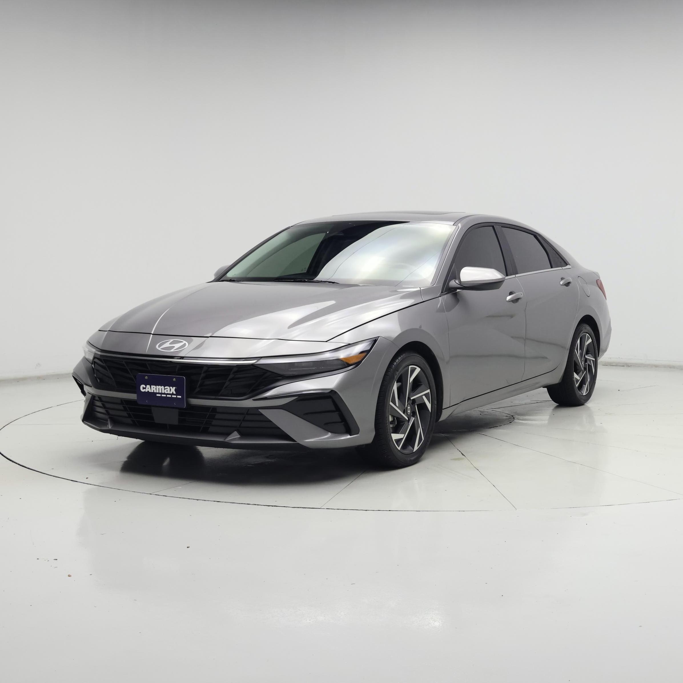 Thumbnail: 2024 Hyundai Elantra - 4