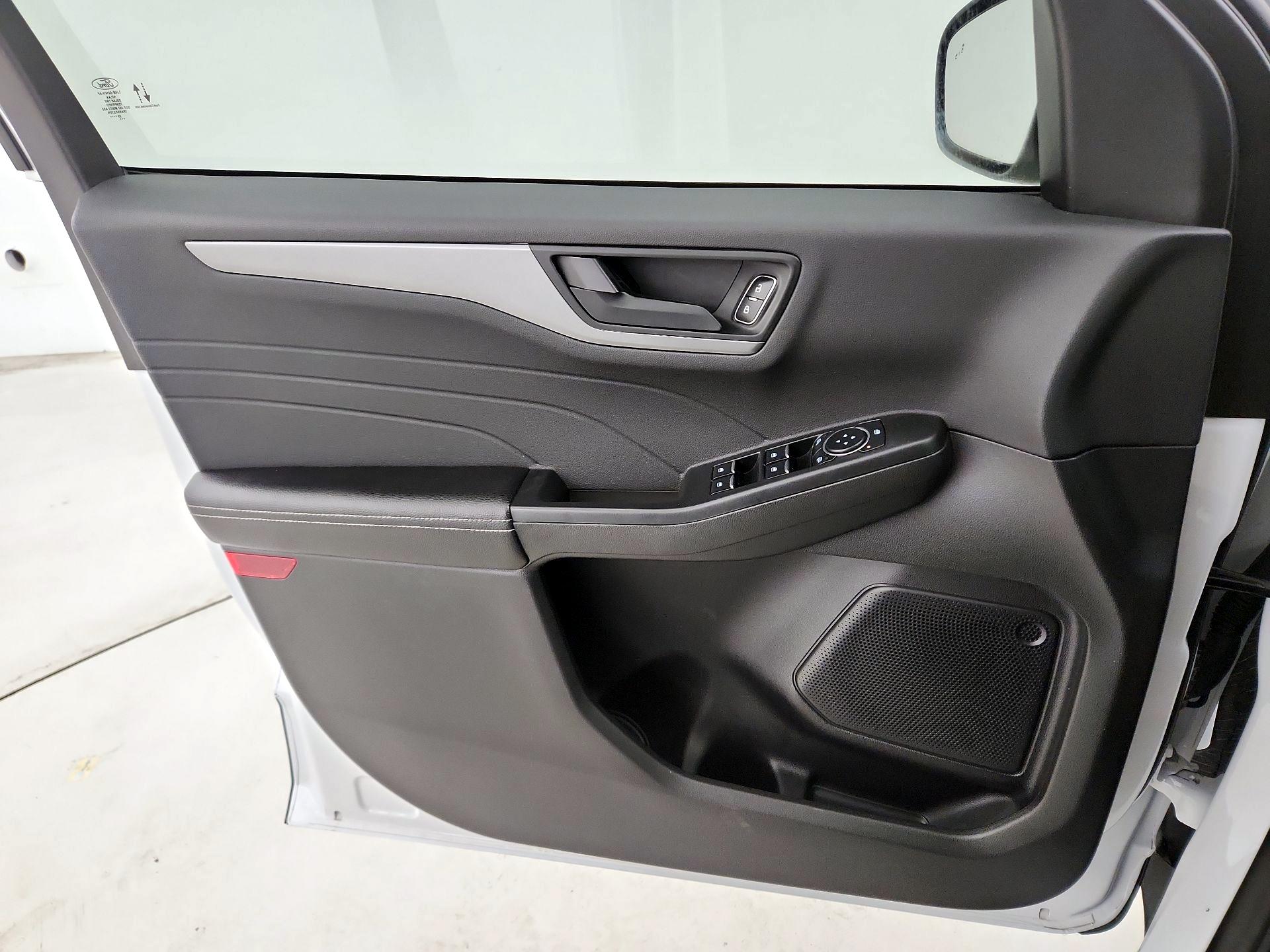 Thumbnail: 2023 Ford Escape - 12