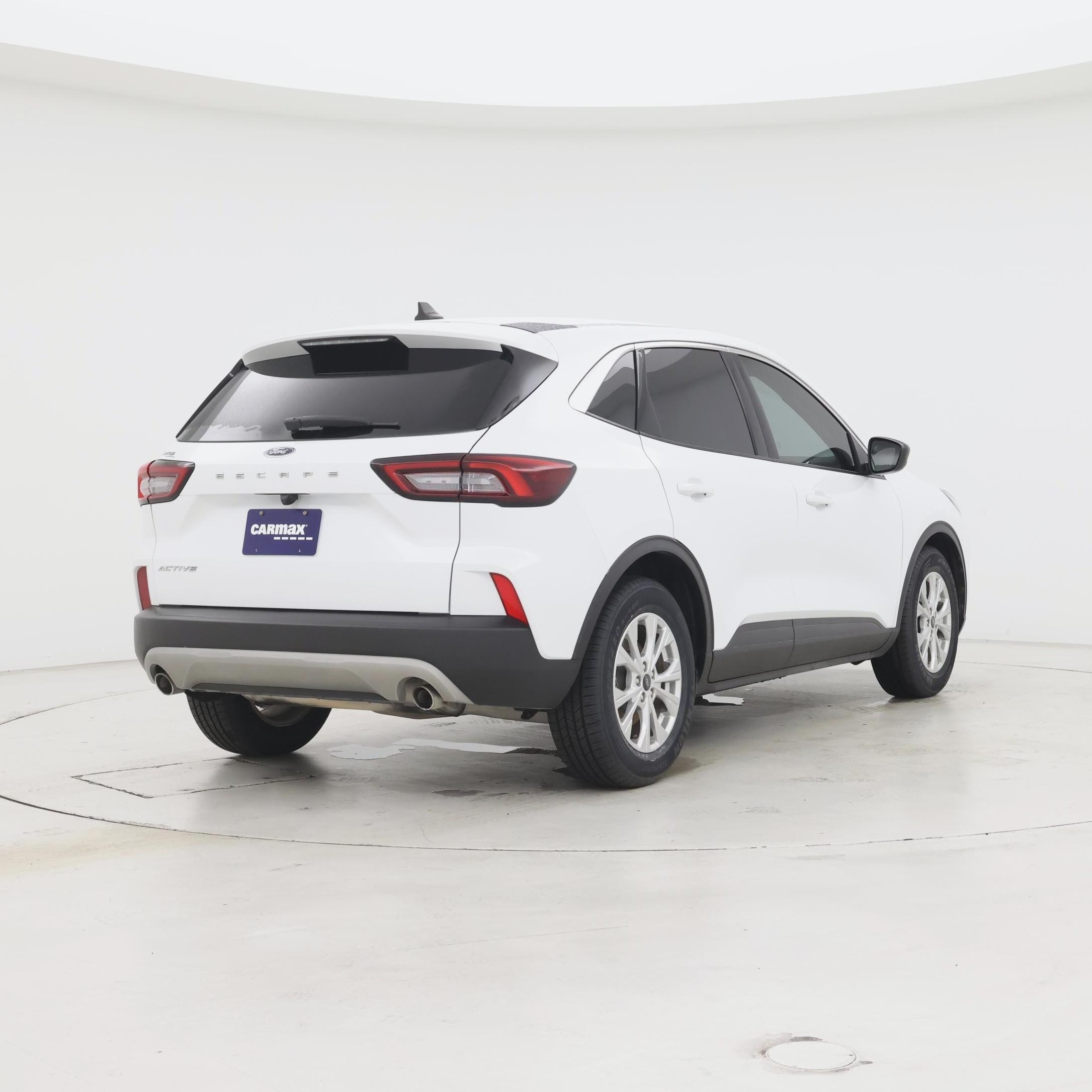 Thumbnail: 2023 Ford Escape - 8