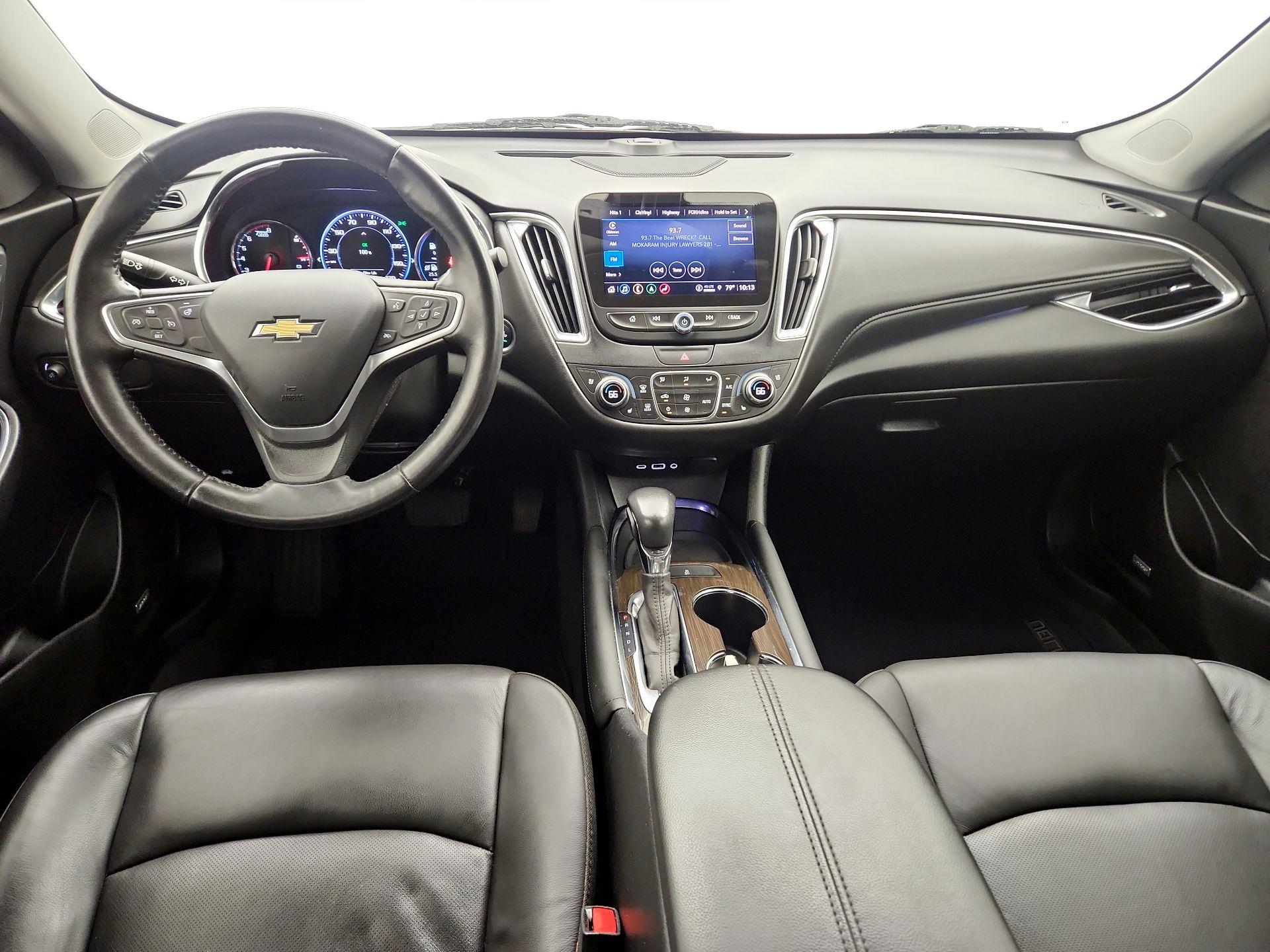 Thumbnail: 2022 Chevrolet Malibu - 9
