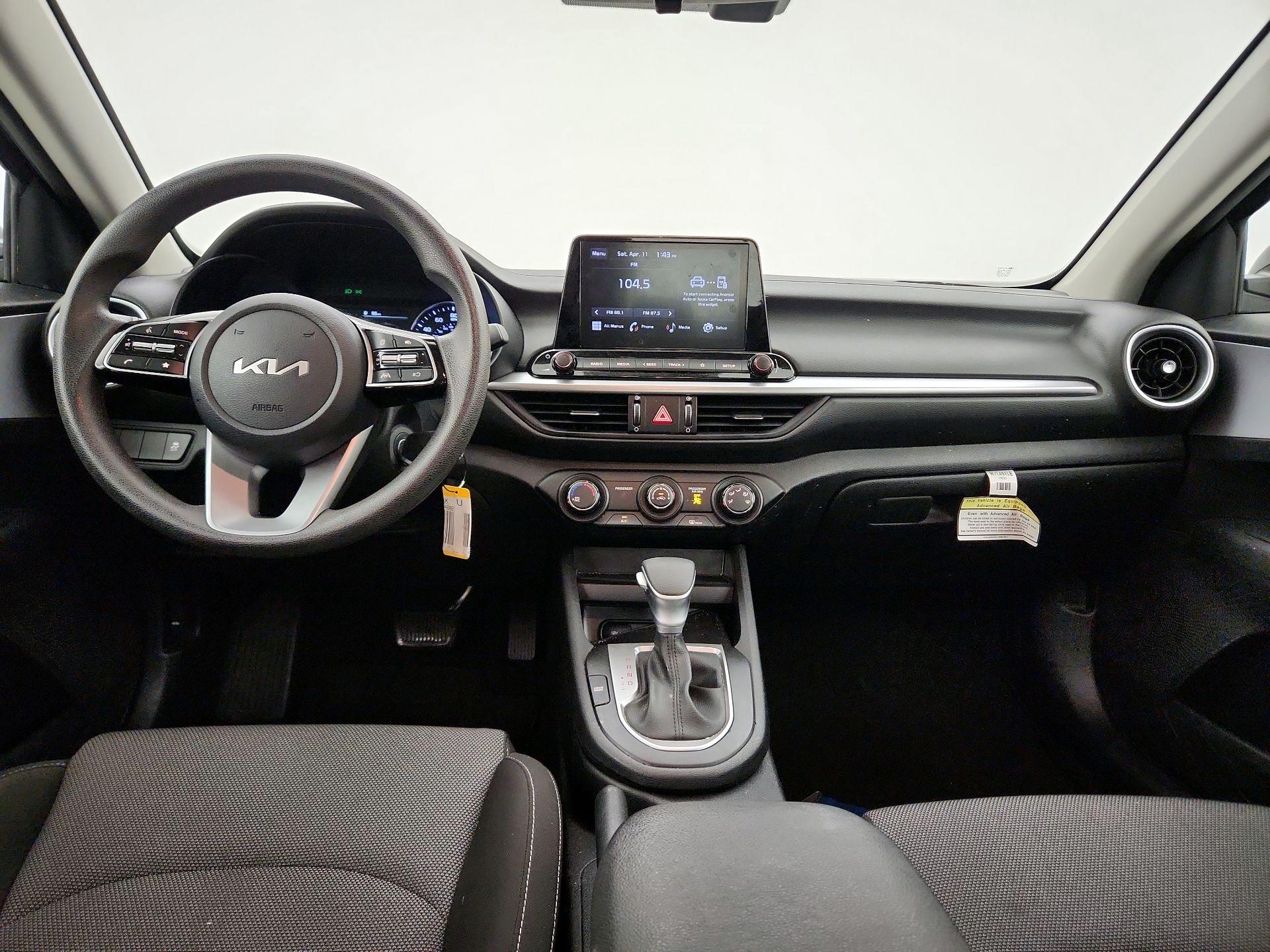 Thumbnail: 2024 Kia Forte - 9