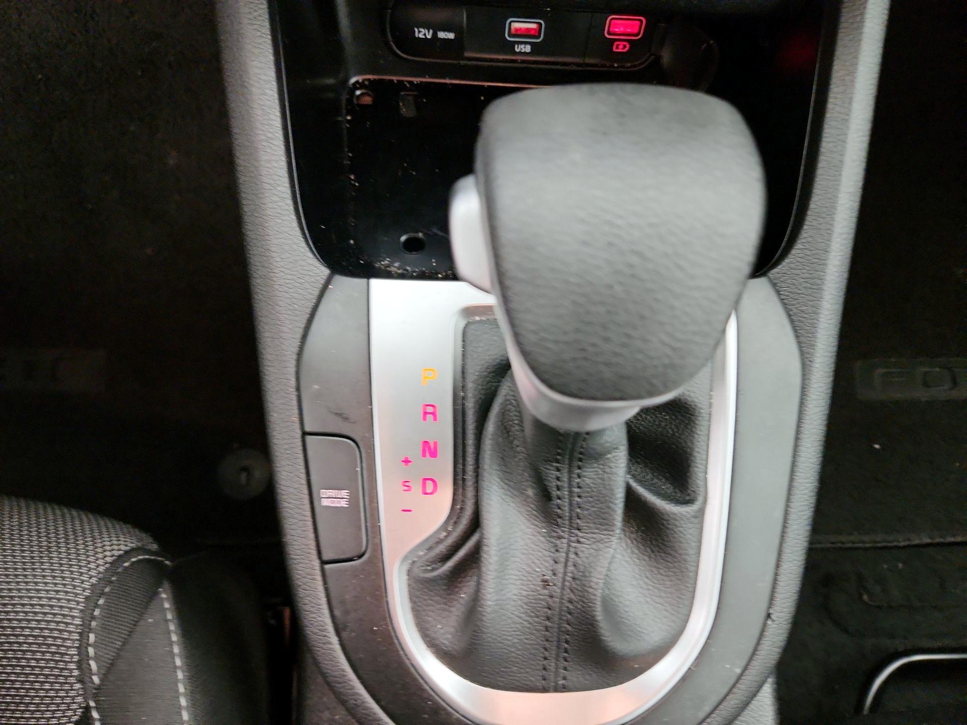 Thumbnail: 2024 Kia Forte - 16