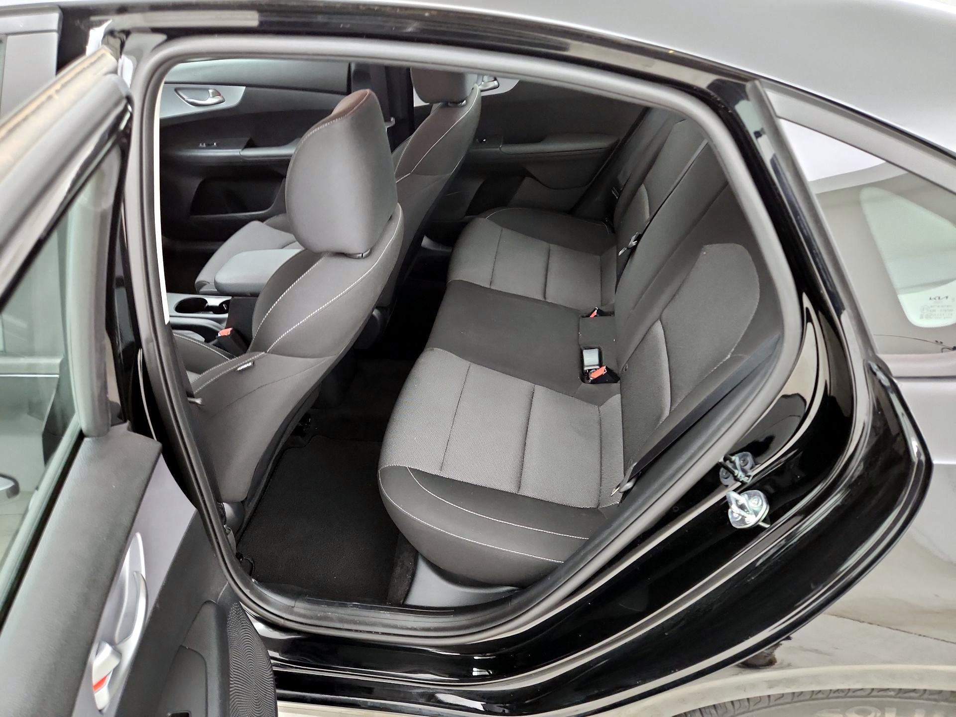 Thumbnail: 2024 Kia Forte - 19