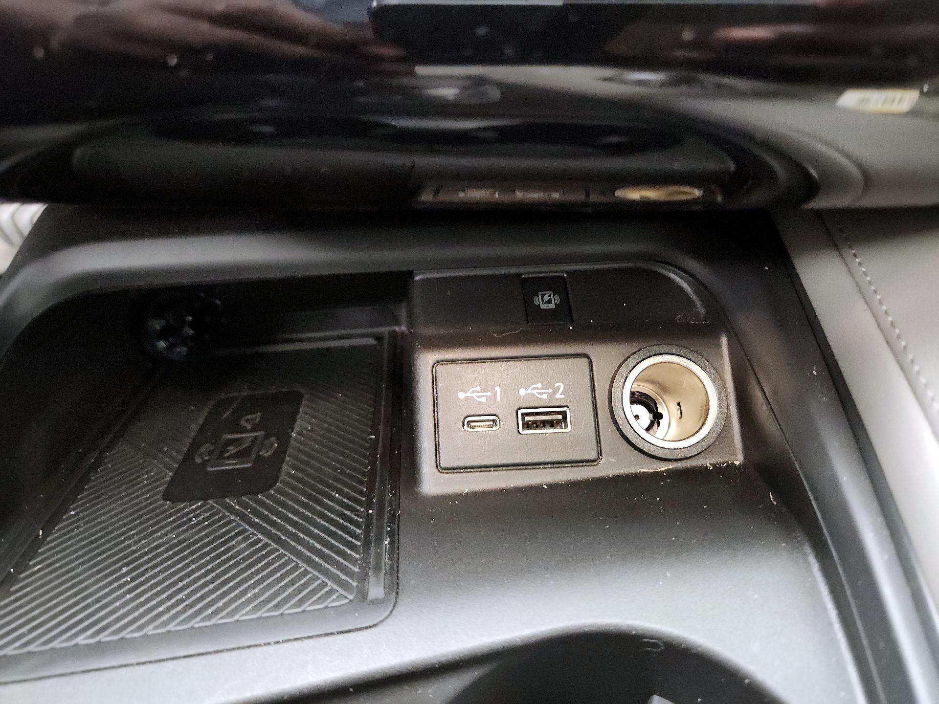 Thumbnail: 2024 INFINITI QX50 - 18