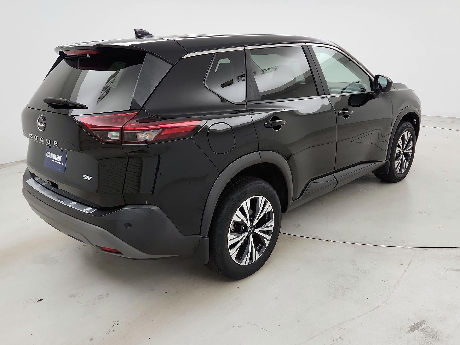 Thumbnail: 2023 Nissan Rogue - 5