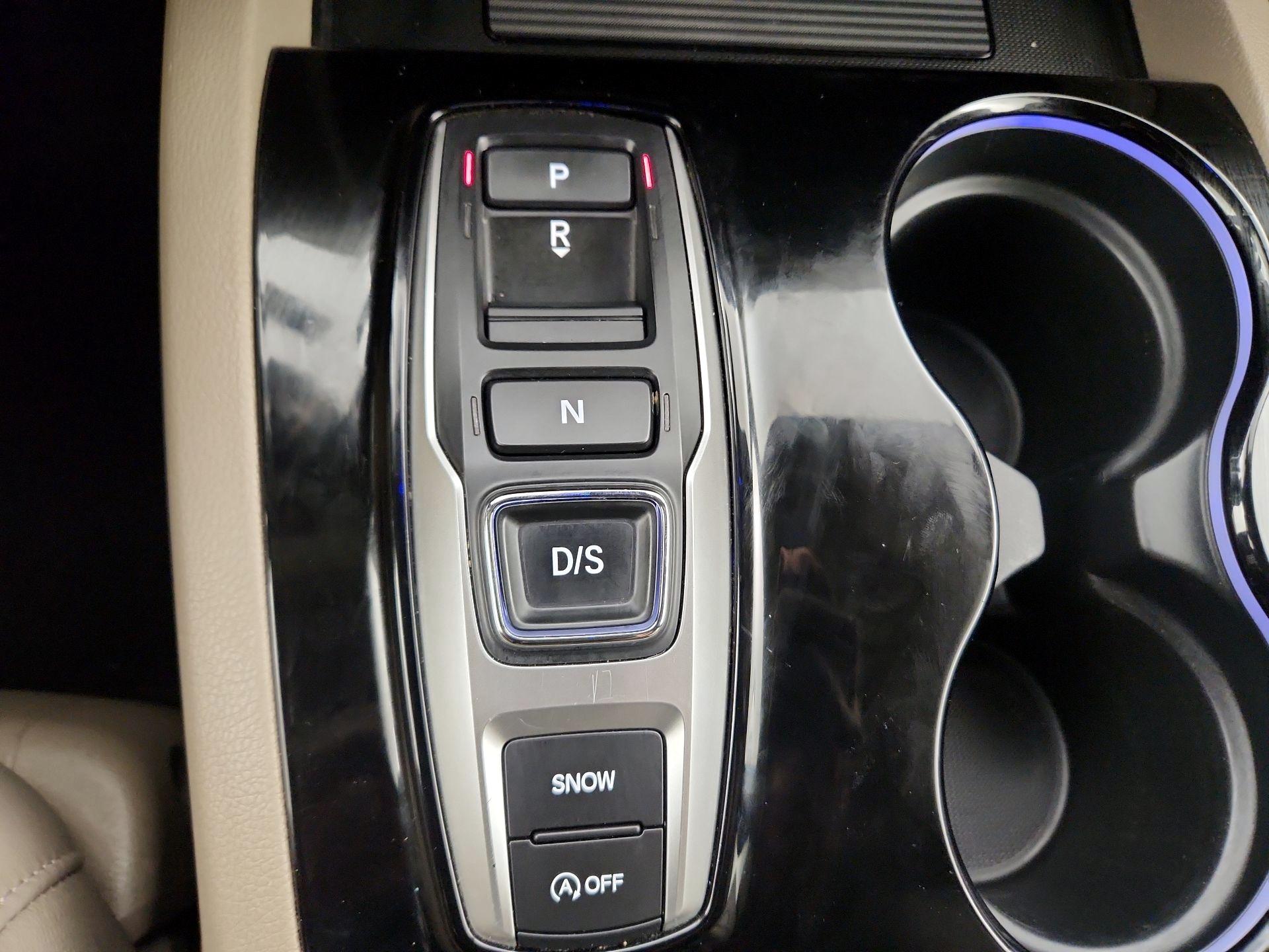 Thumbnail: 2021 Honda Pilot - 18