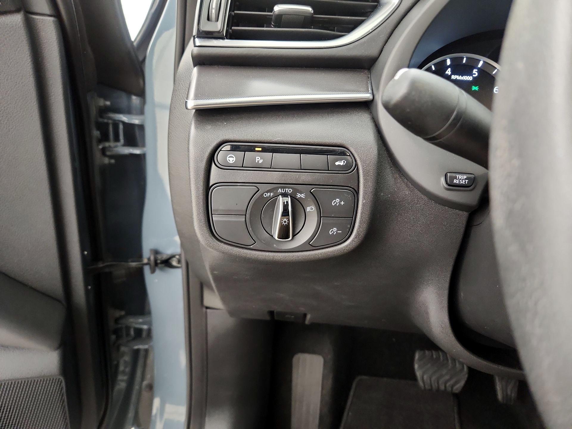 Thumbnail: 2023 INFINITI QX50 - 13