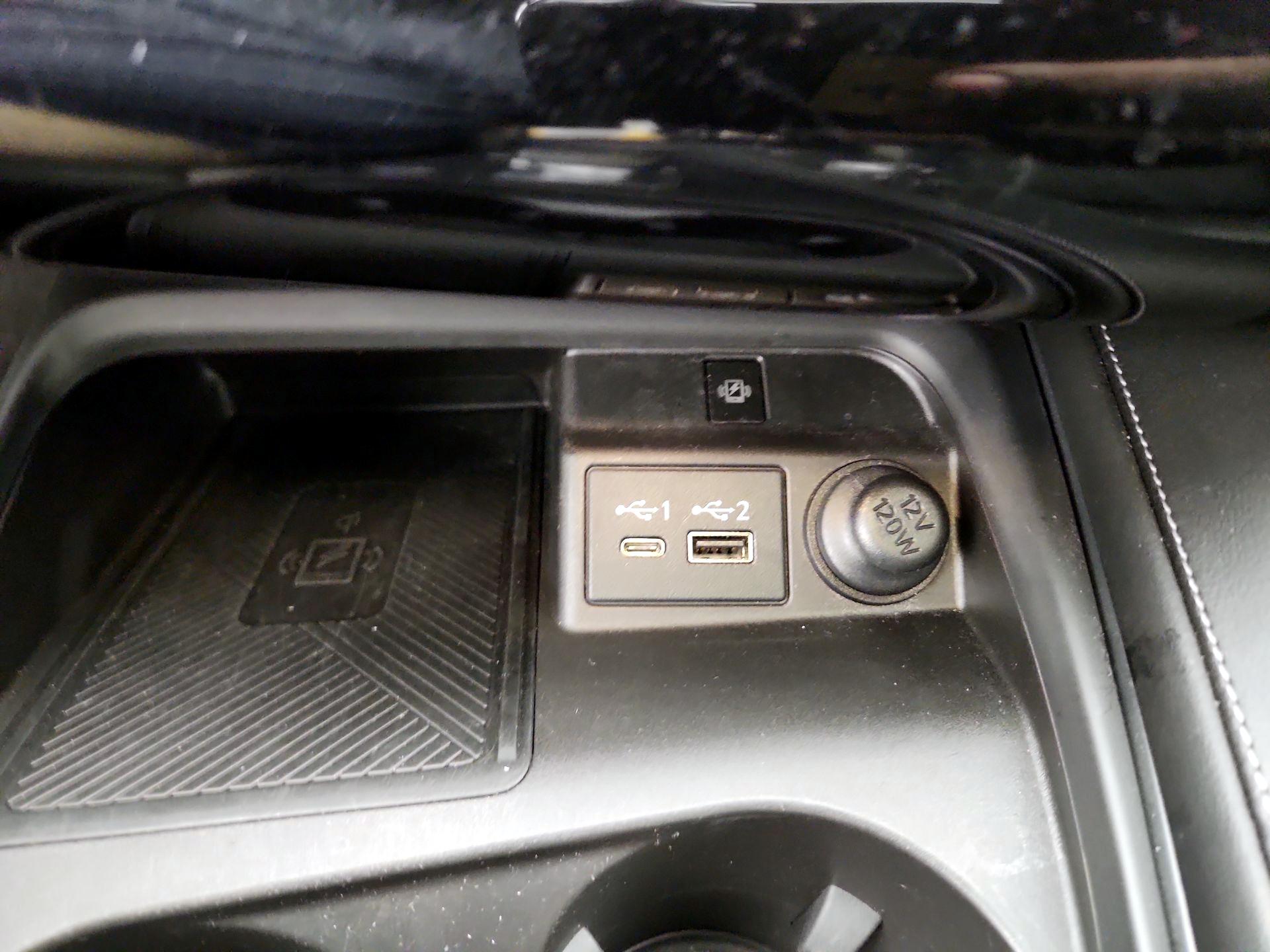 Thumbnail: 2023 INFINITI QX50 - 18