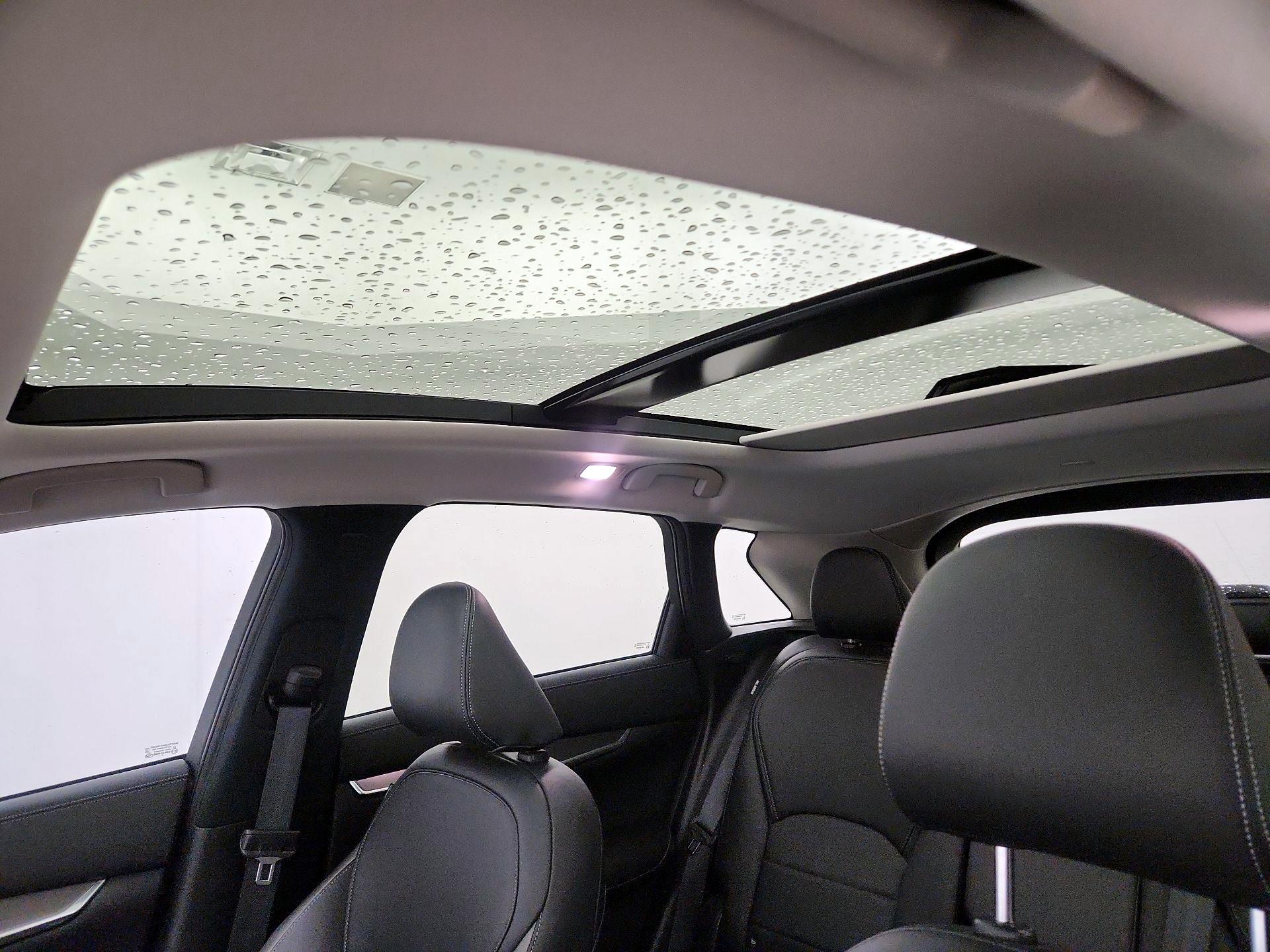 Thumbnail: 2023 INFINITI QX50 - 19