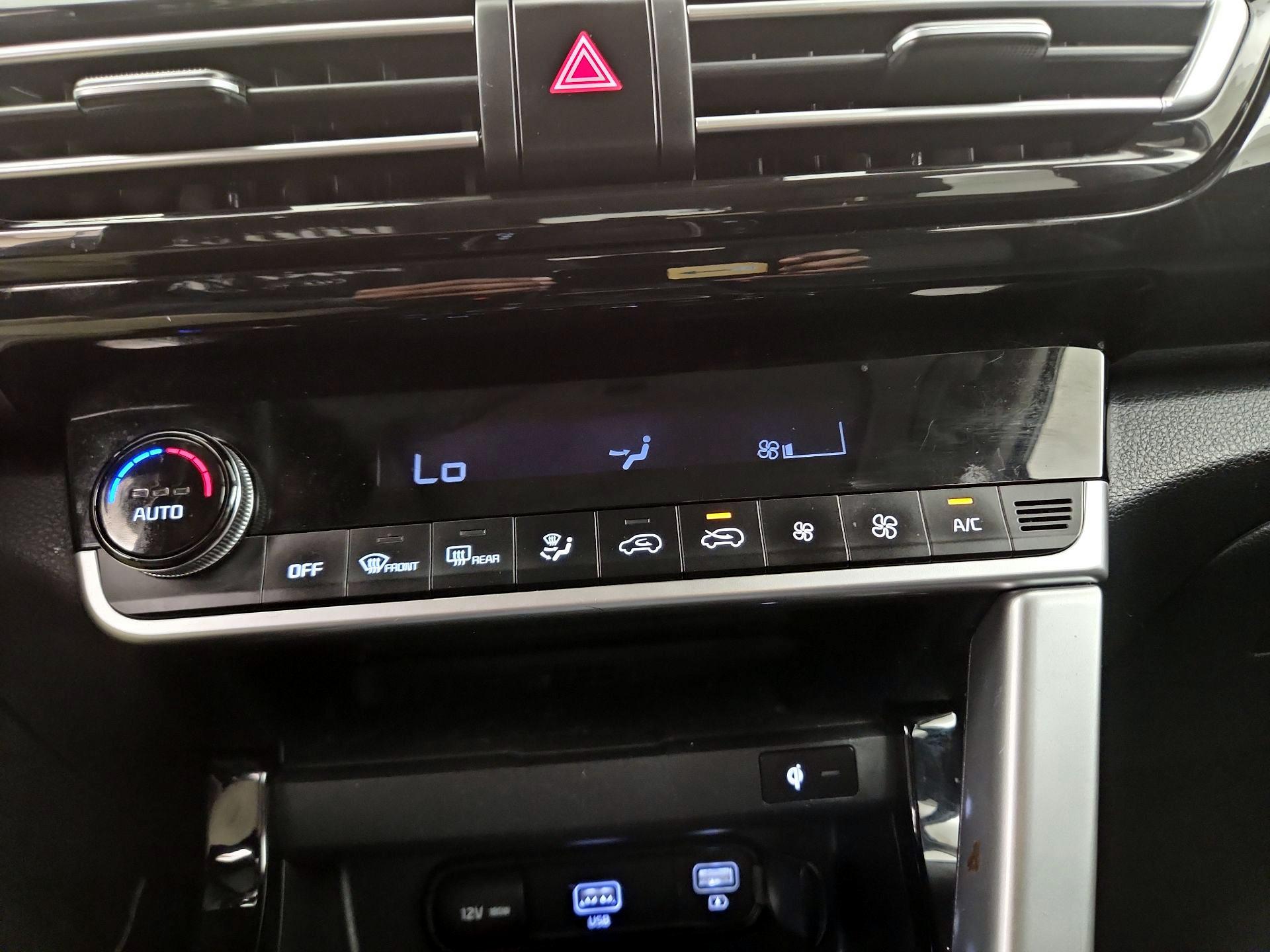 Thumbnail: 2022 Kia Seltos - 17