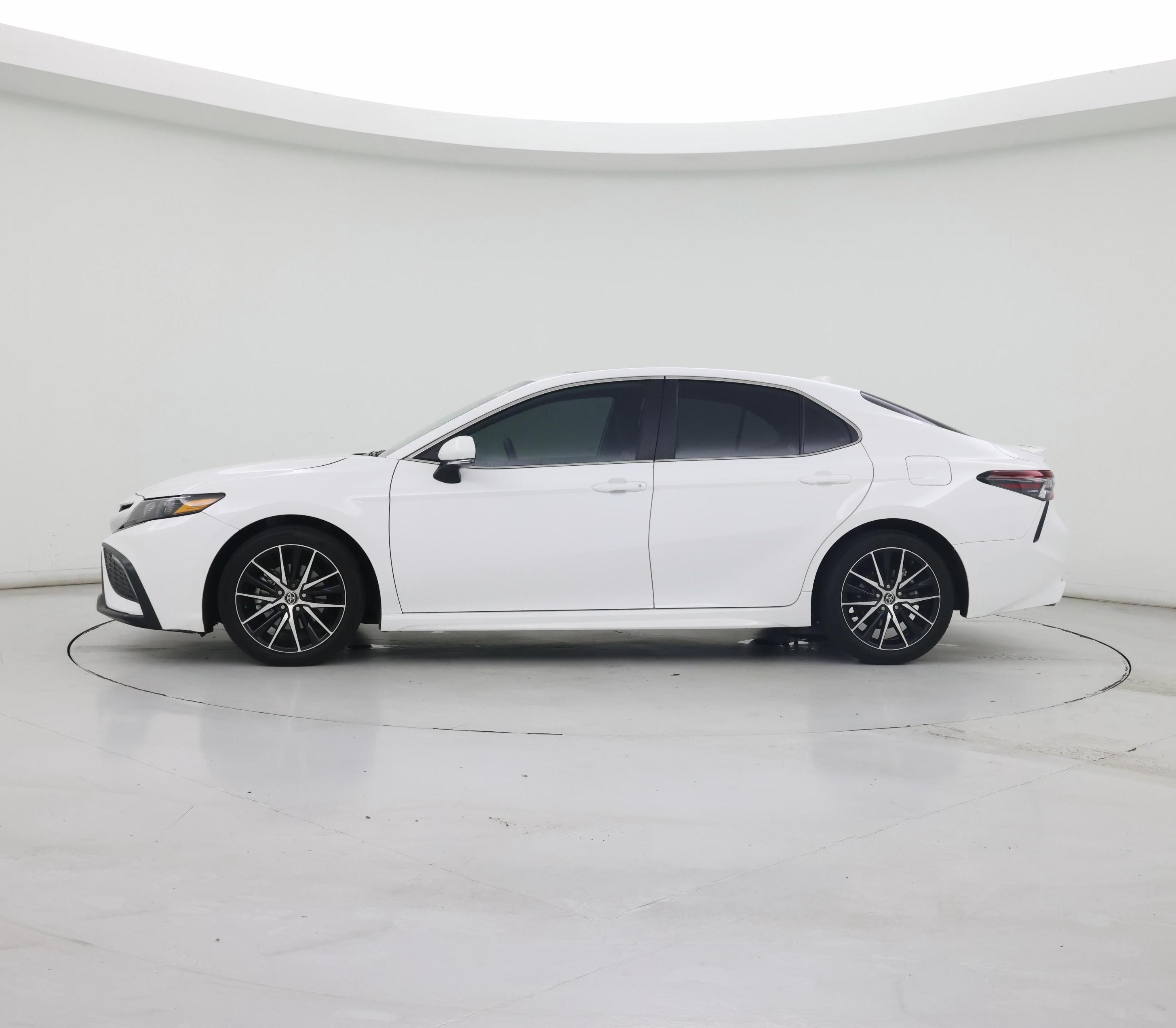 Thumbnail: 2023 Toyota Camry - 3