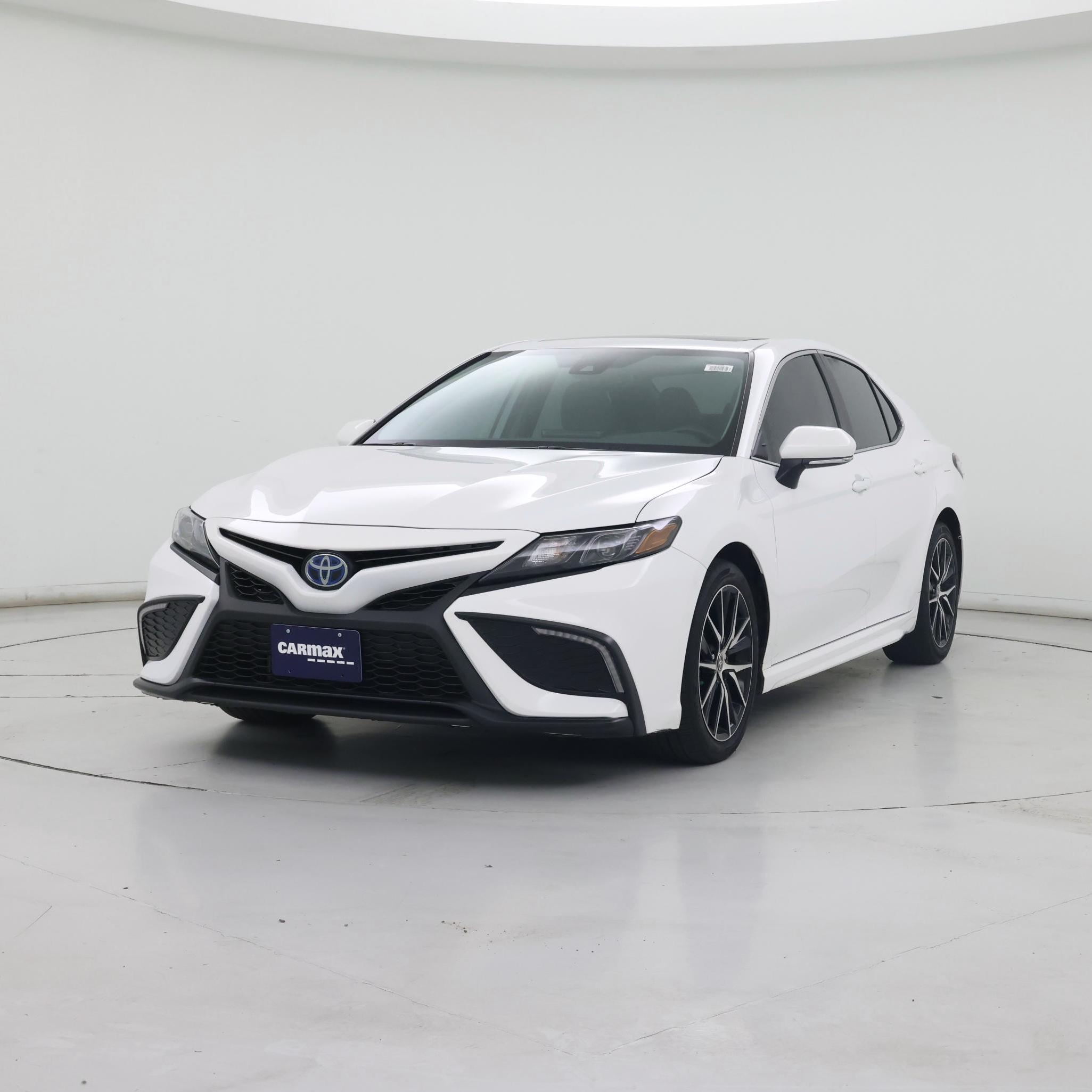 Thumbnail: 2023 Toyota Camry - 4