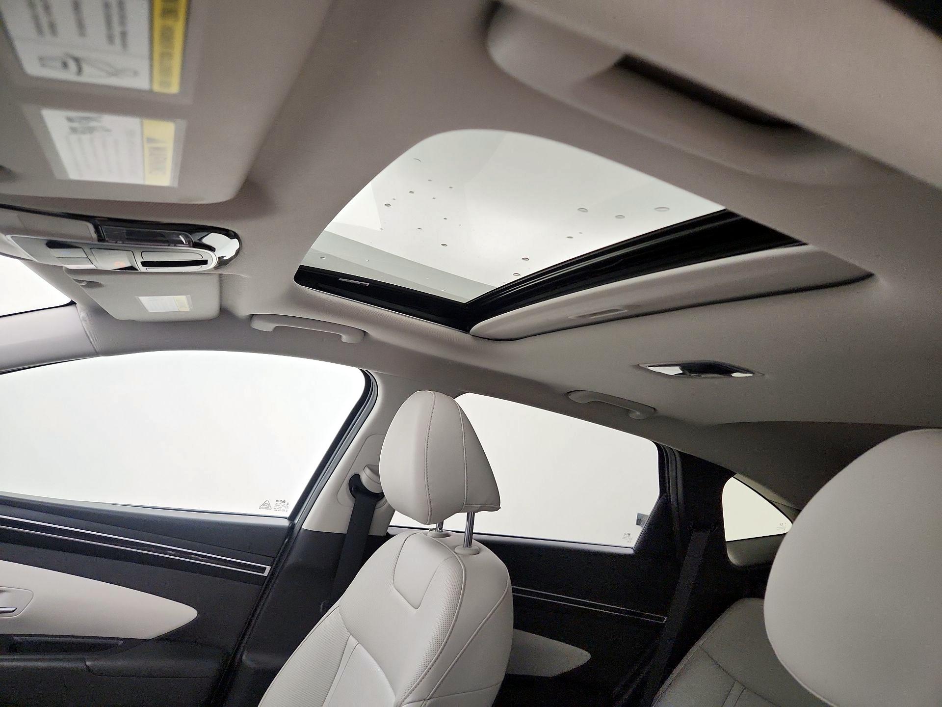 Thumbnail: 2023 Hyundai Tucson - 19