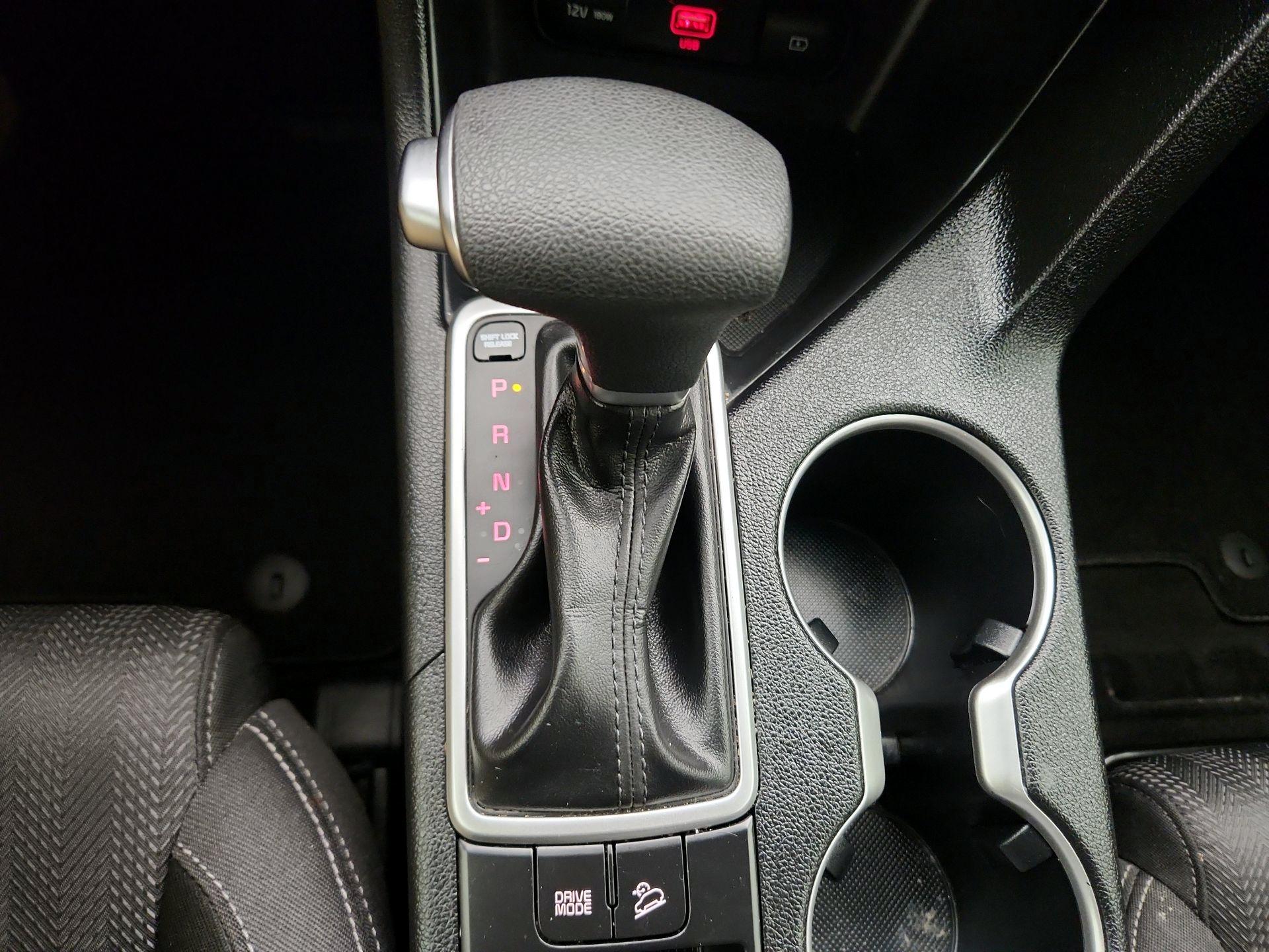 Thumbnail: 2022 Kia Sportage - 17