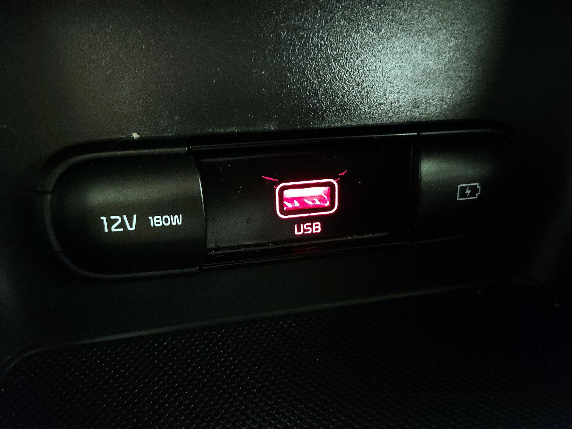 Thumbnail: 2022 Kia Sportage - 18