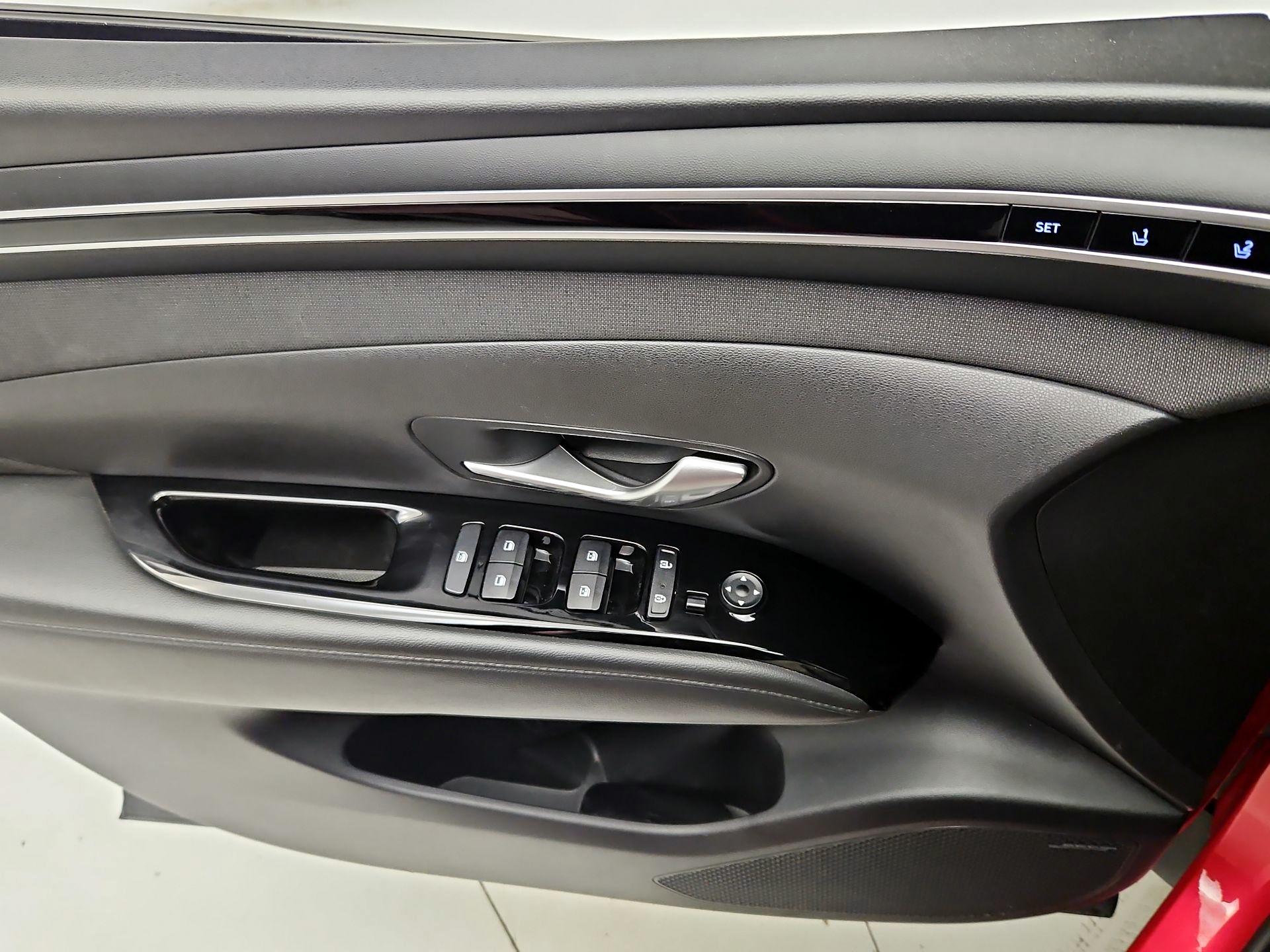 Thumbnail: 2023 Hyundai Tucson - 12