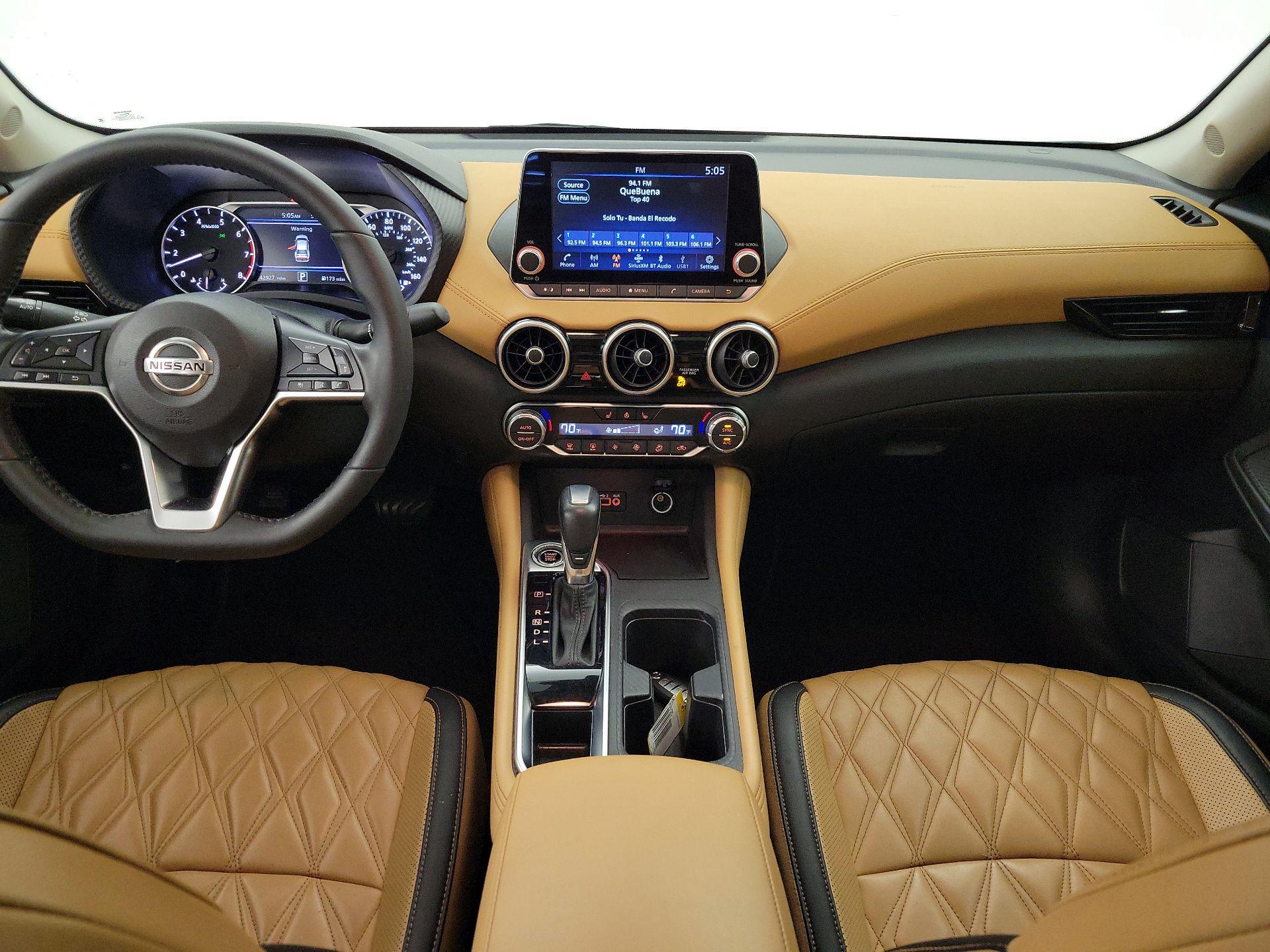 Thumbnail: 2023 Nissan Sentra - 9